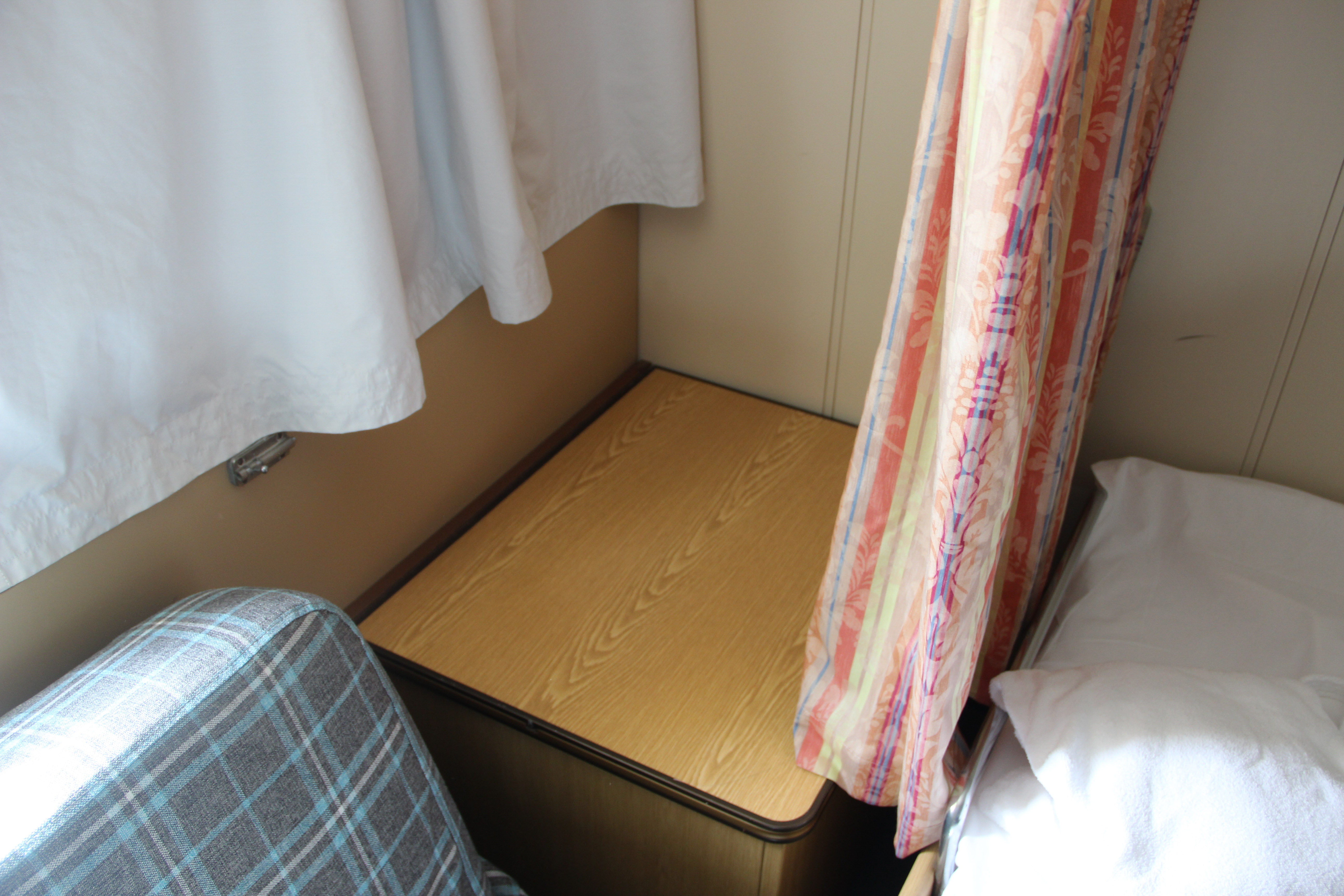 Quark Expeditions Kapitan Khlebnikov Twin Cabin 10.jpg