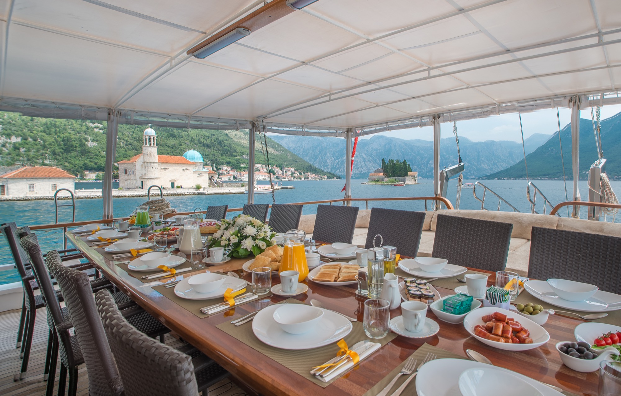 DM Yachting Sadri Usta Cockpit4.jpg
