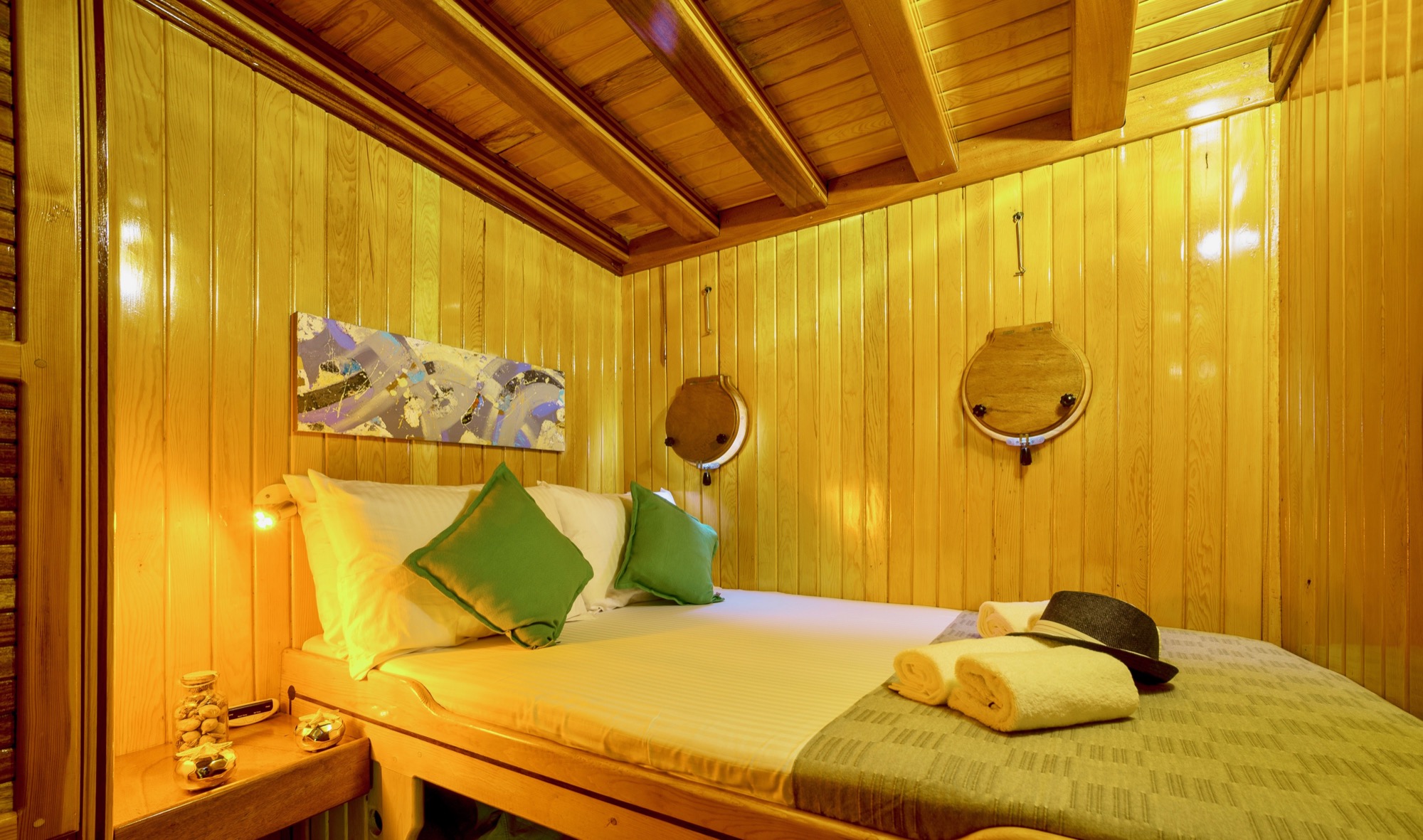 DM Yachting Sadri Usta Double Cabin2.jpg