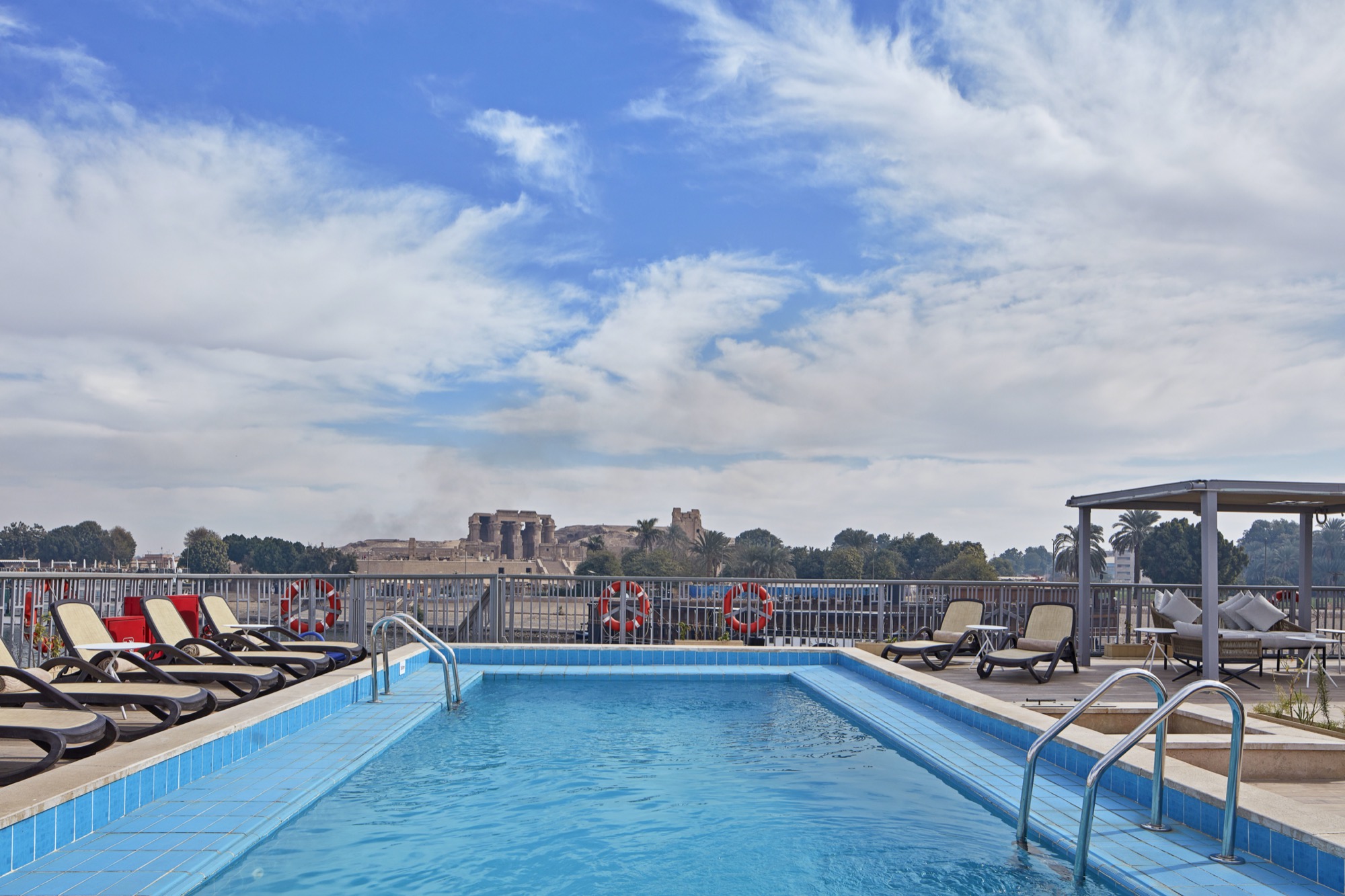 Discover Egypt MS Tulip Sundeck Pool.jpg