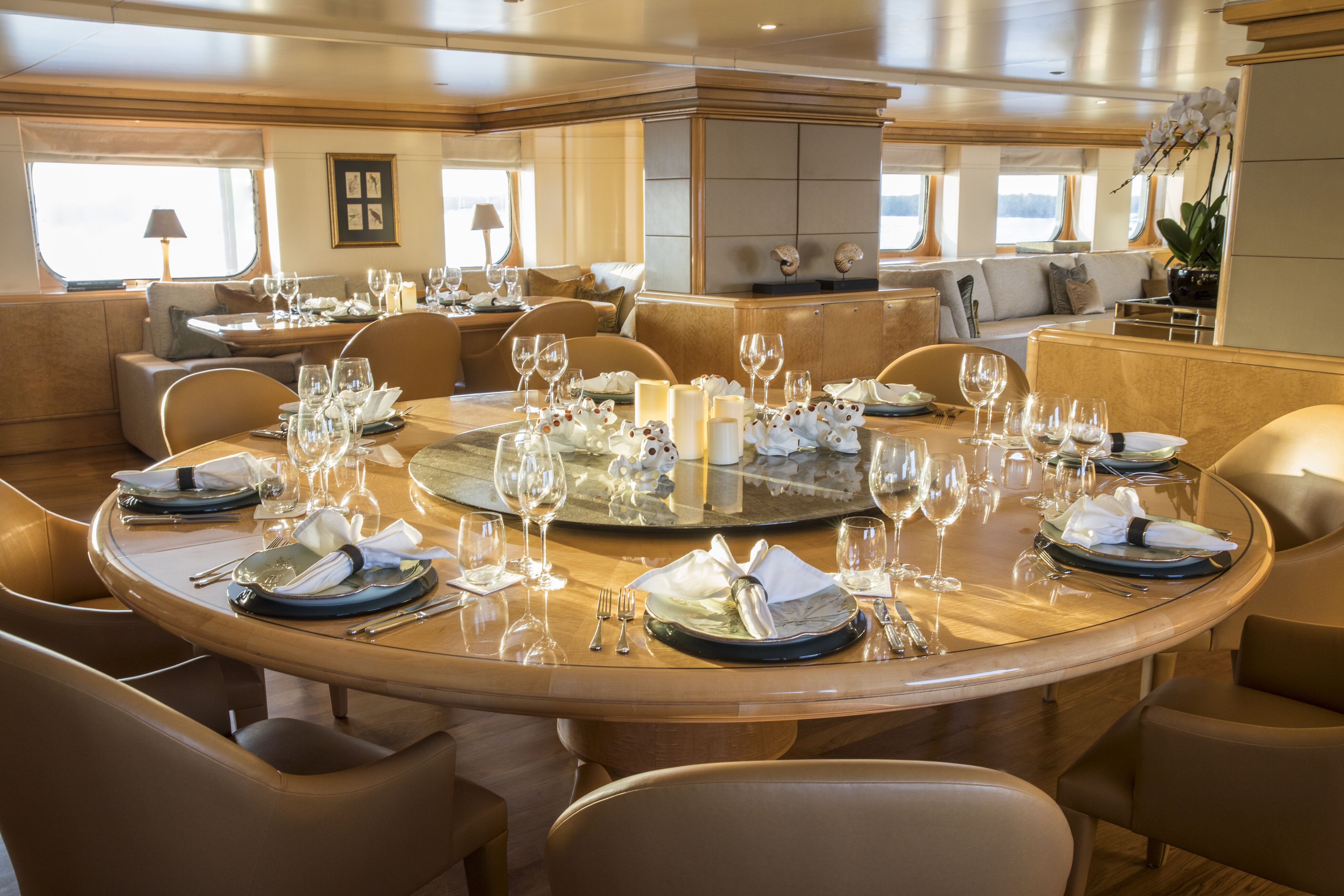 Aqua Expeditions - Aqua Blu - Dining room.jpeg