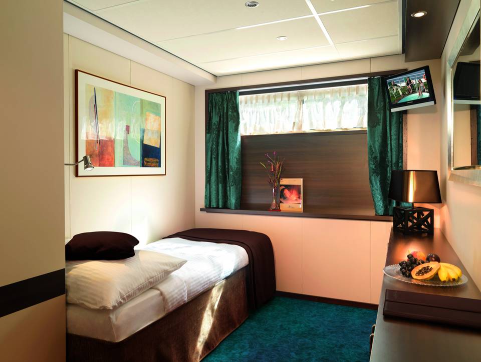 Amadeus River Cruises - MS Amadeus Elegant - Cabin SNG.jpg