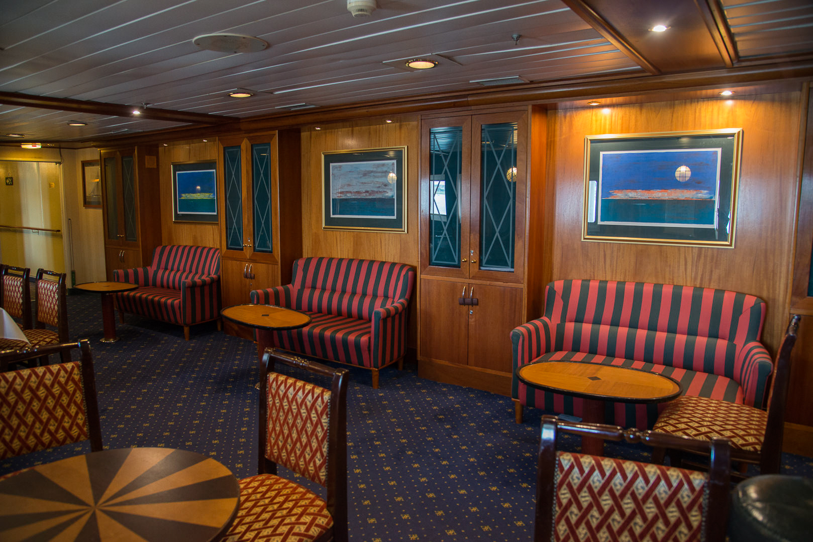 Quark Expeditions_Ocean Adventurer_Public Spaces_Clipper Club -0364.jpg