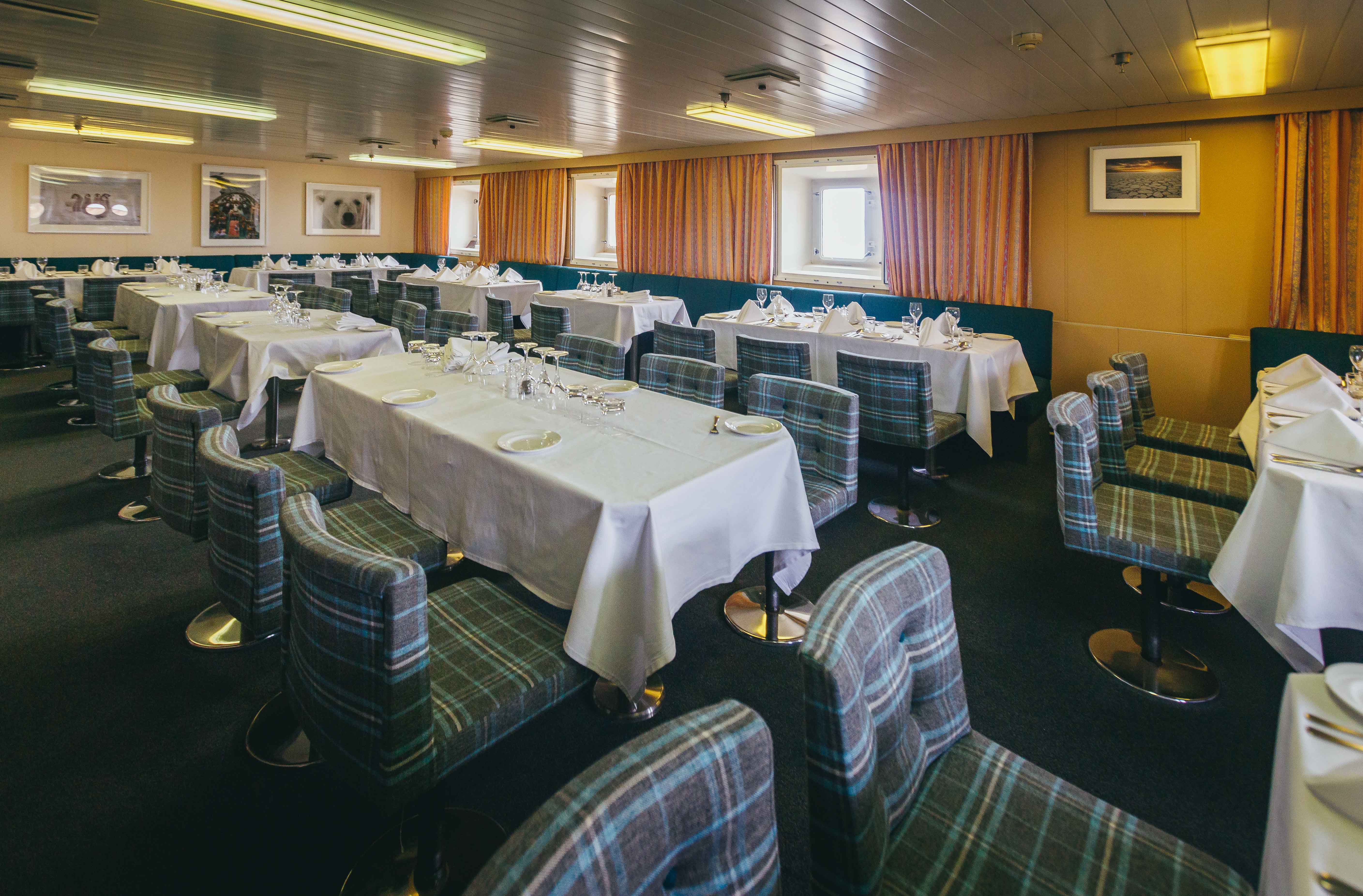 Quark Expeditions - Kapitan Klehbnikov - Dining _1_.jpg
