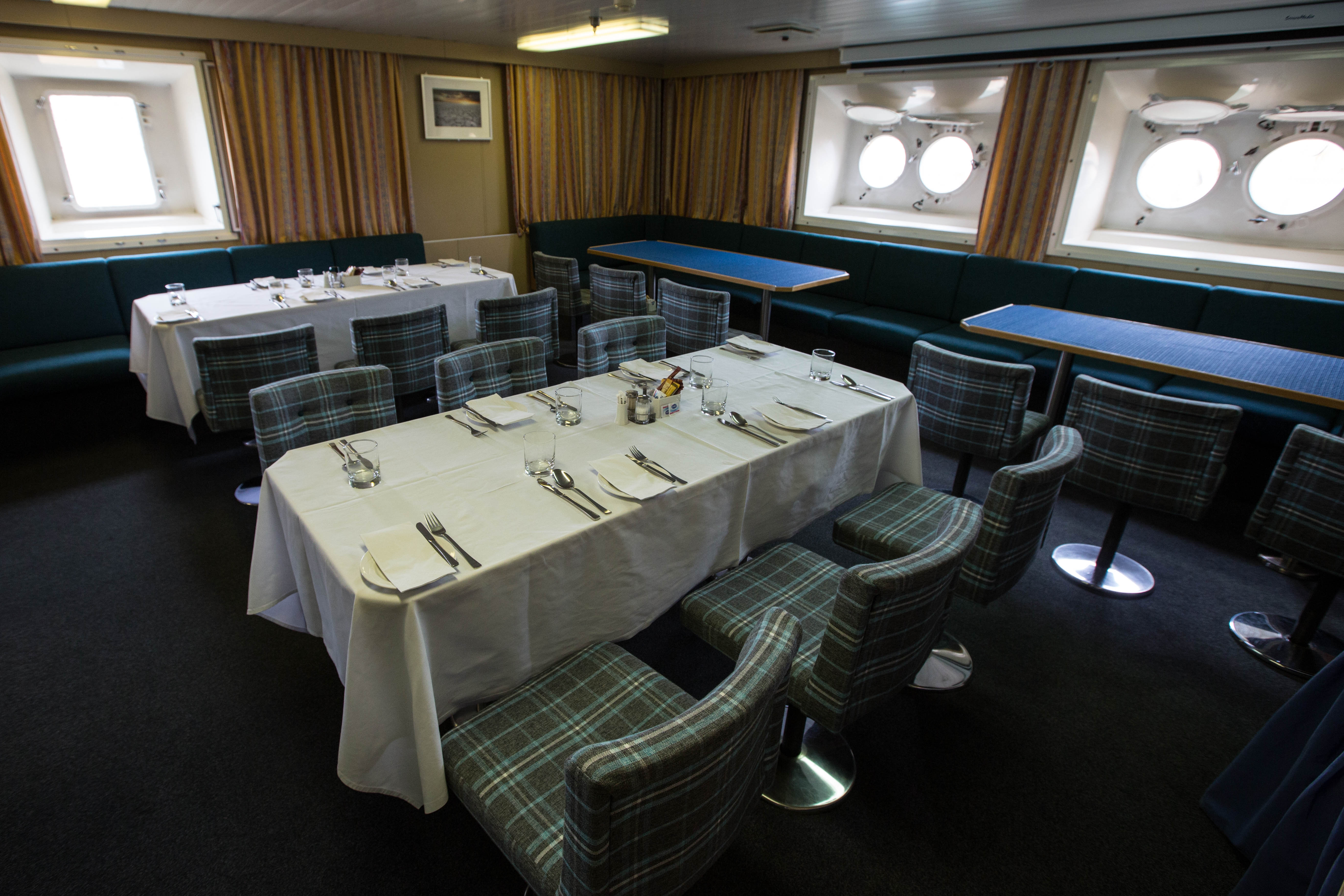 Quark Expeditions - Kapitan Klehbnikov - Dining _2_.jpg