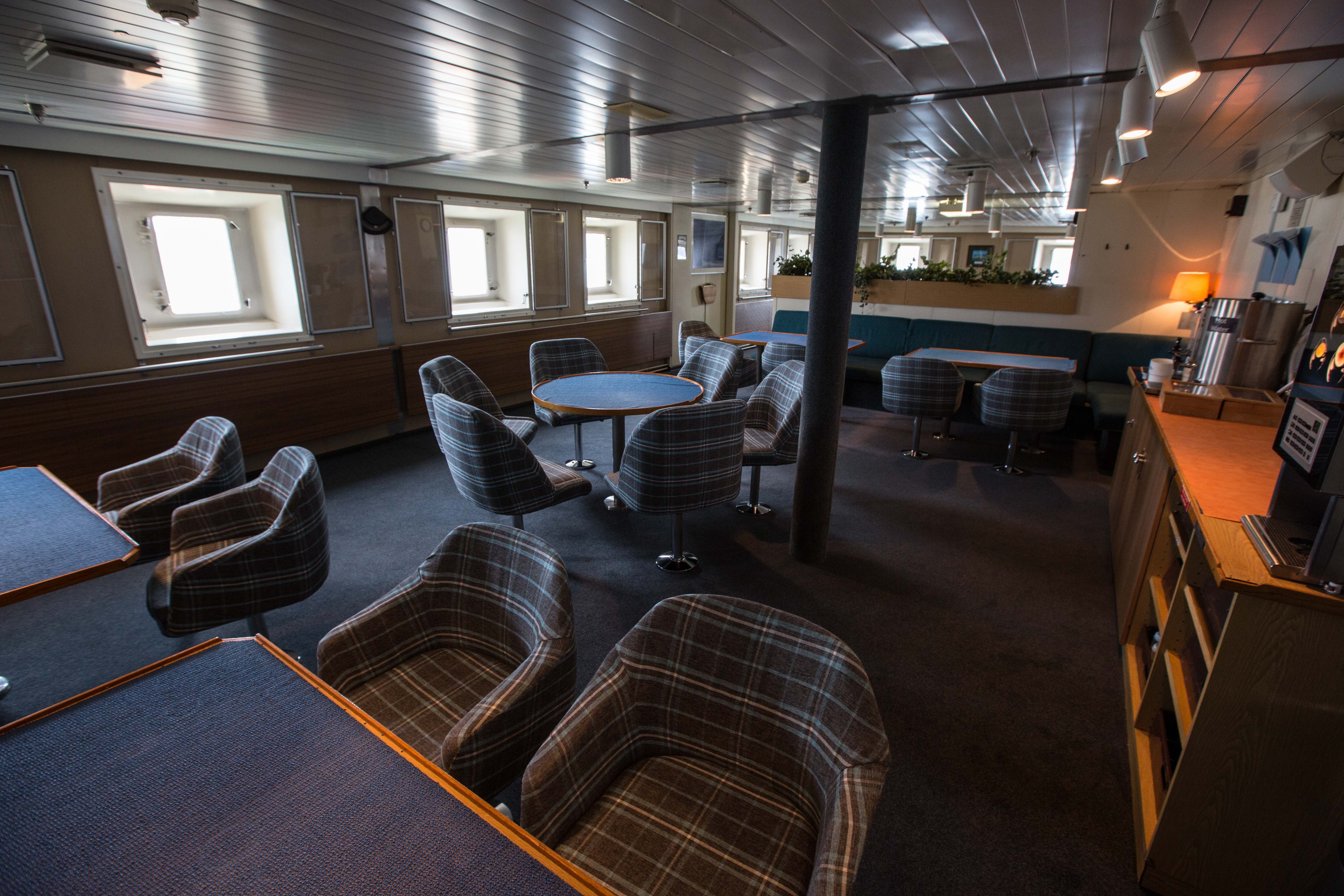 Quark Expeditions - Kapitan Khlebnikov - Public Spaces - Lounge _1_.jpg
