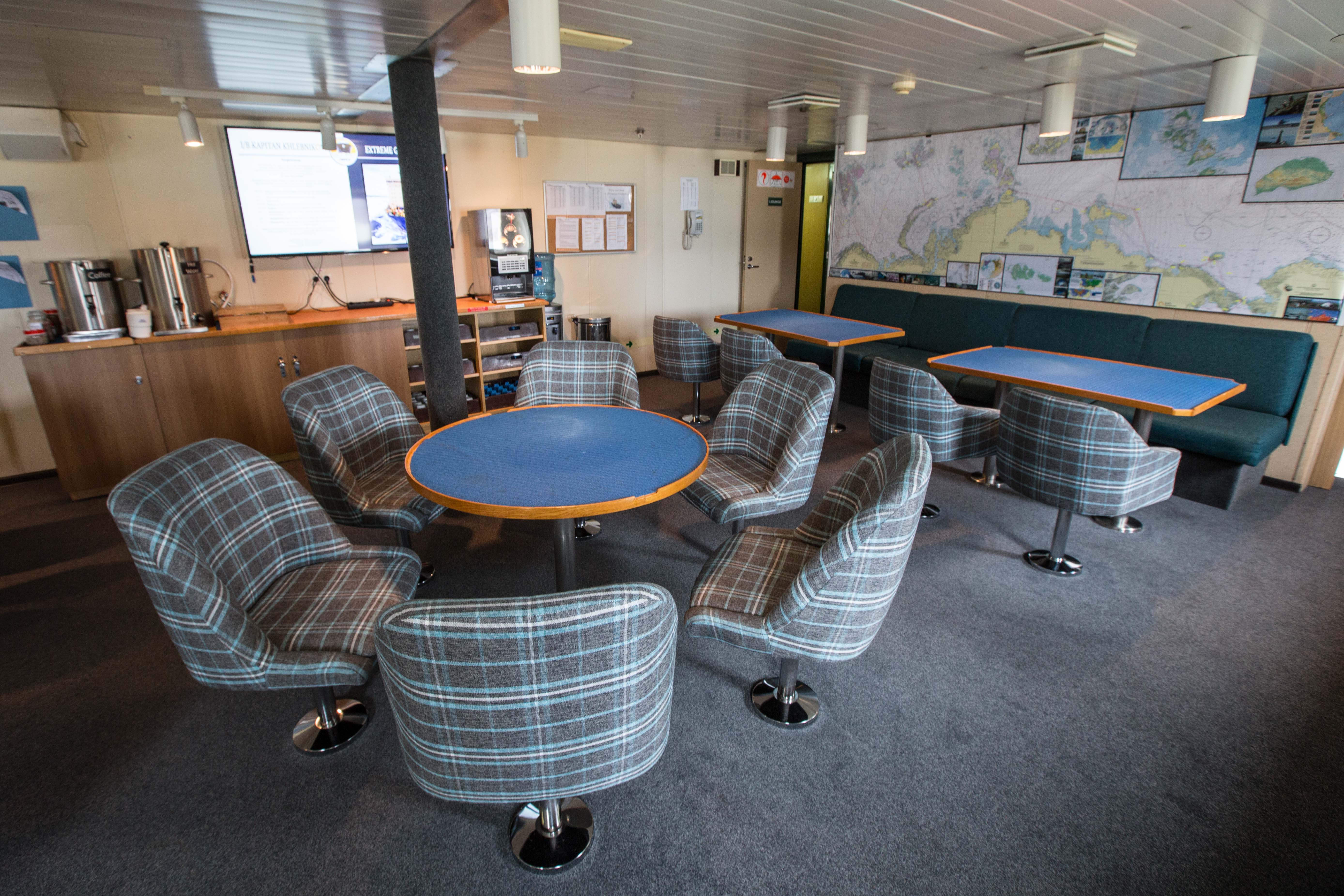 Quark Expeditions - Kapitan Khlebnikov - Public Spaces - Lounge _4_.jpg