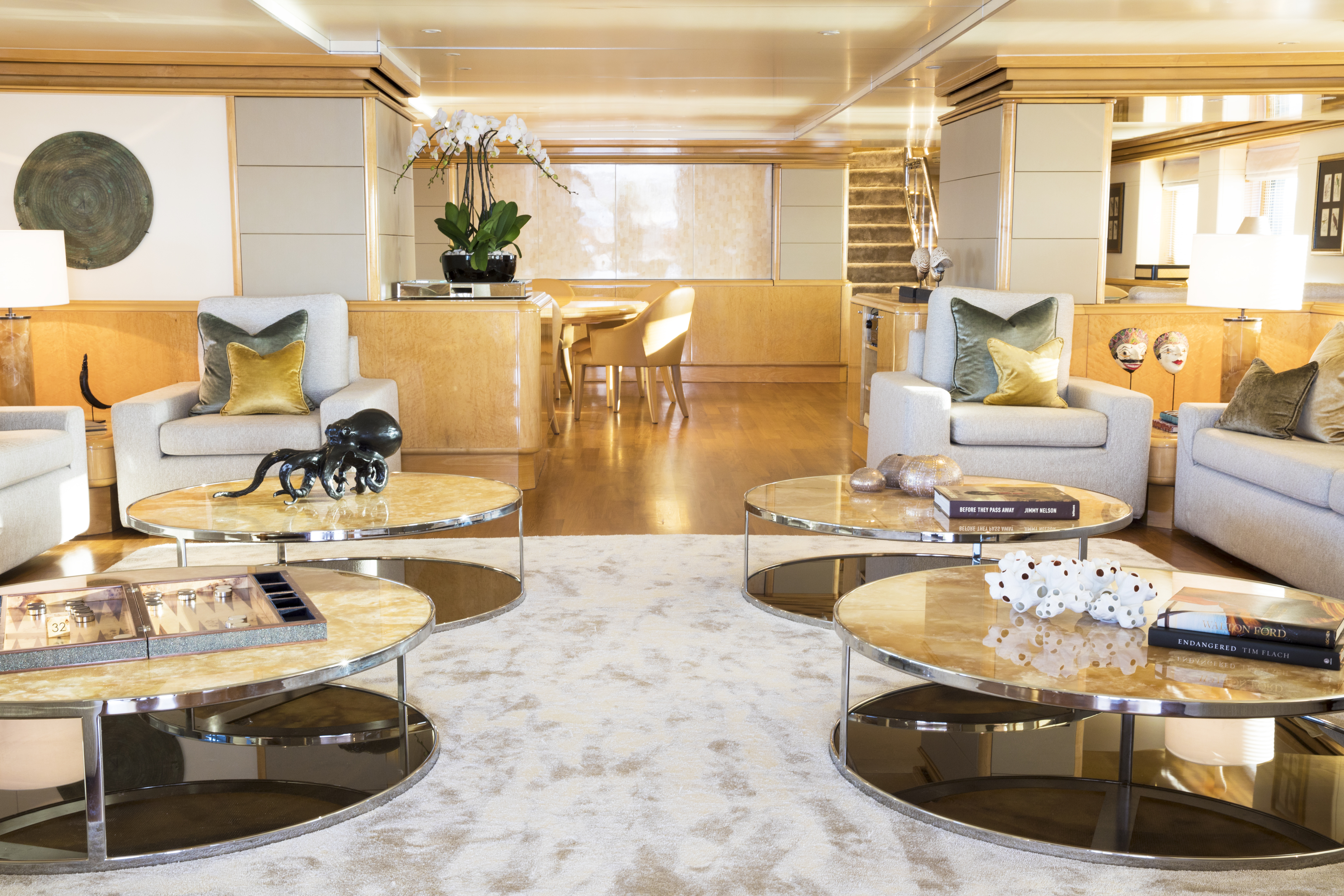 Aqua Expeditions - Aqua Blu Salon Sky Lounge.jpg