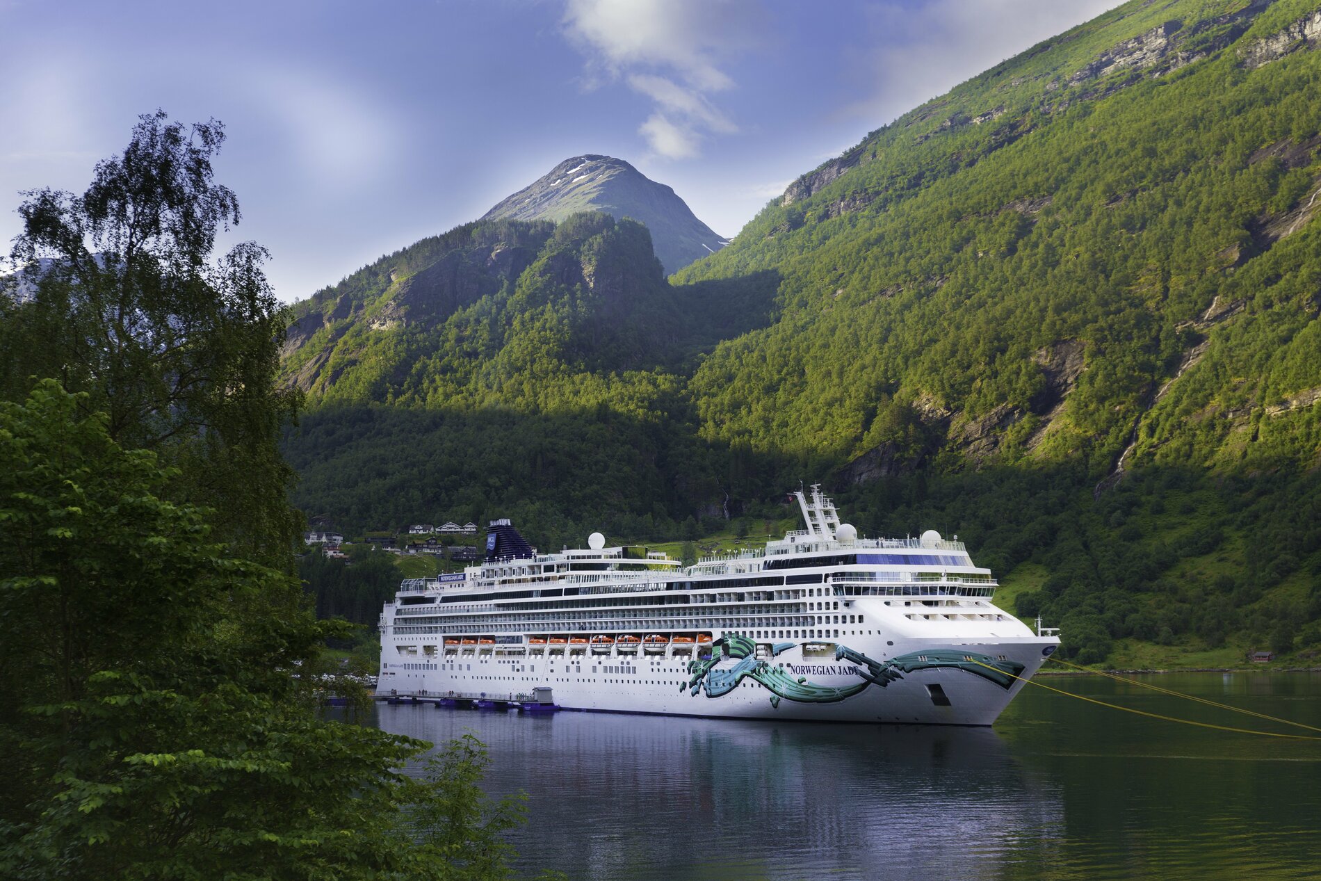 A photo of the Norwegian Jade cruise ship