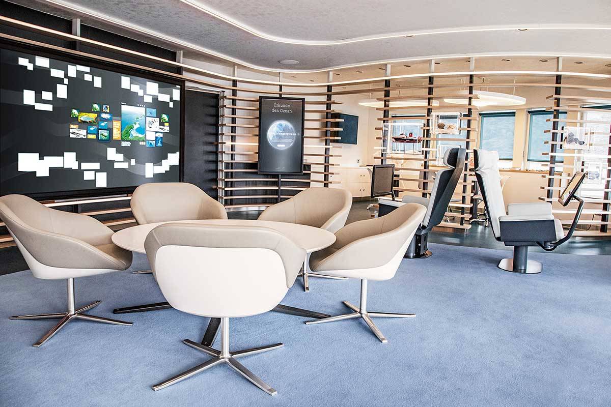 Hapag Lloyd - Expedition Cruises - Ocean Academy.jpg