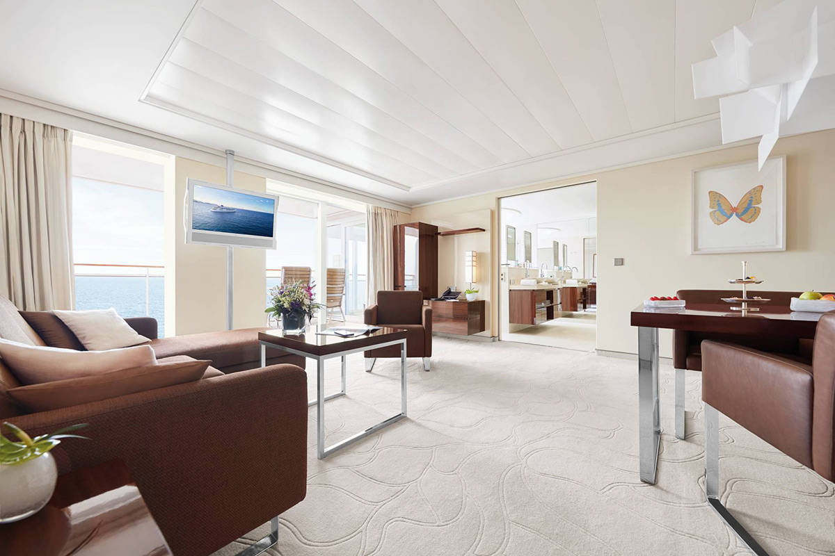 Hapag Lloyd - MS Europa 2 - Accommodation - Grand Penthouse Suite.jpg