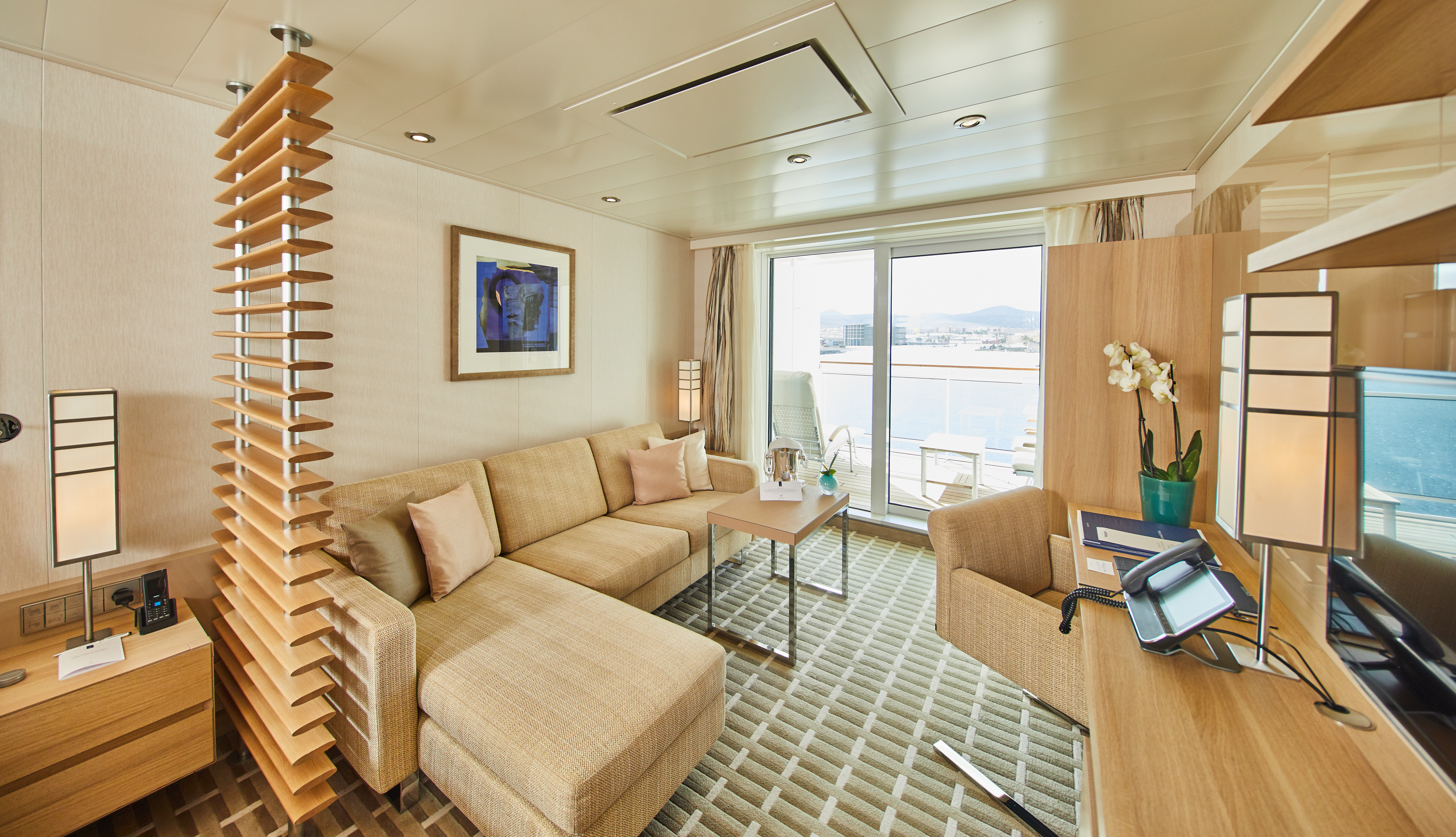 Hapag Lloyd Cruises MS Europa 2 Veranda Suite 3.jpg