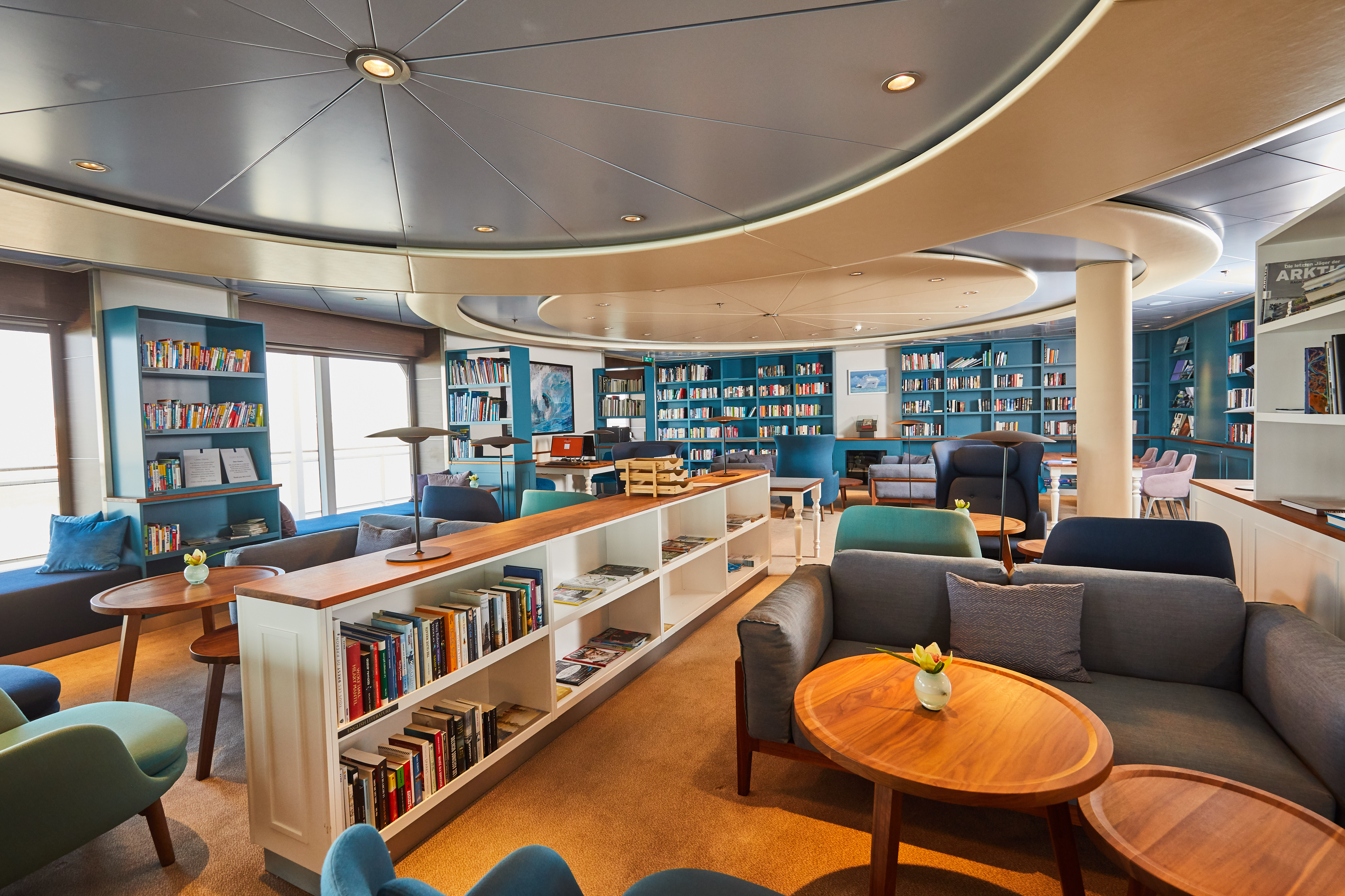 Hapag Lloyd Cruises MS Europa 2 Belvedere 3.jpg