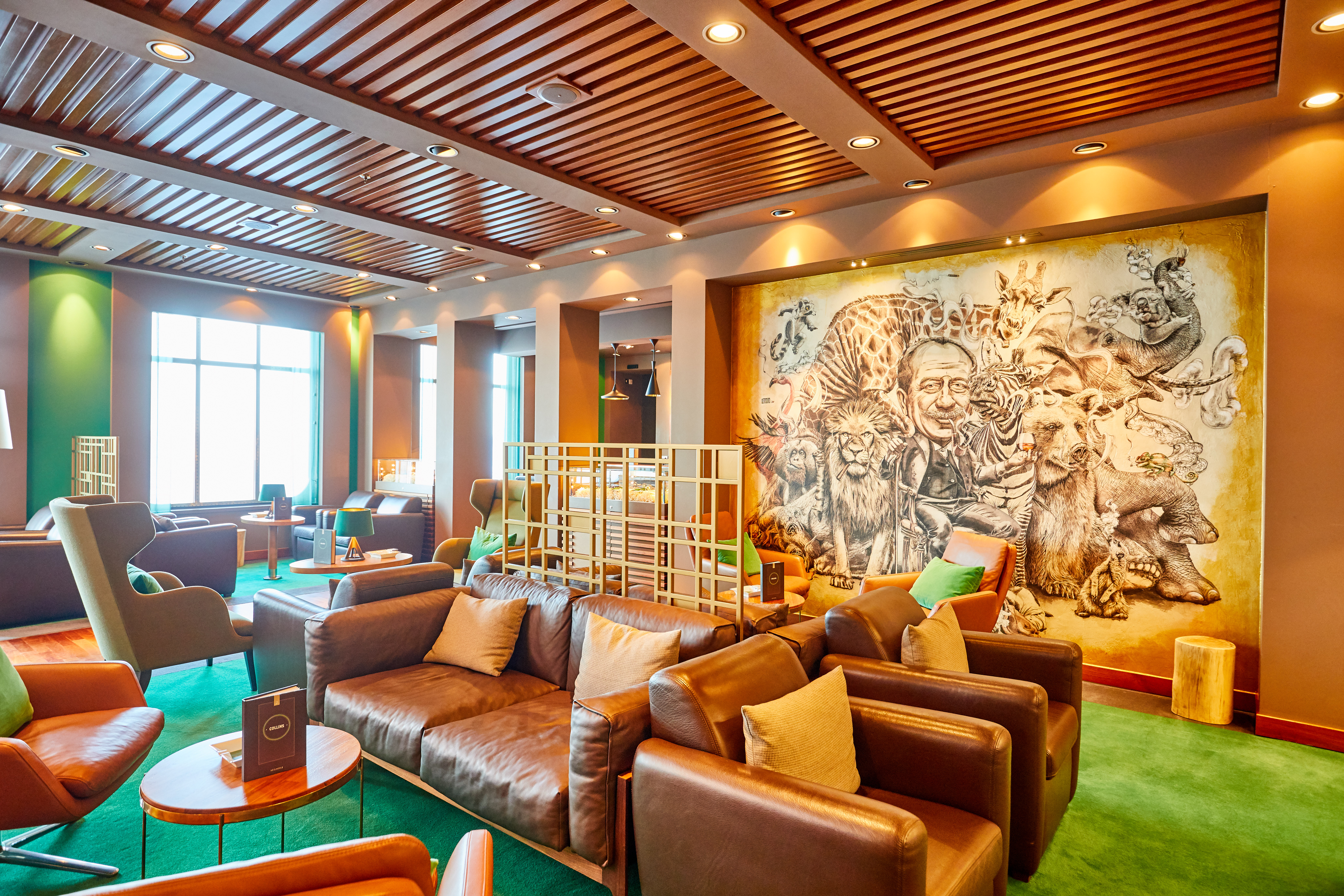 Hapag Lloyd Cruises MS Europa 2 Collins2.jpg