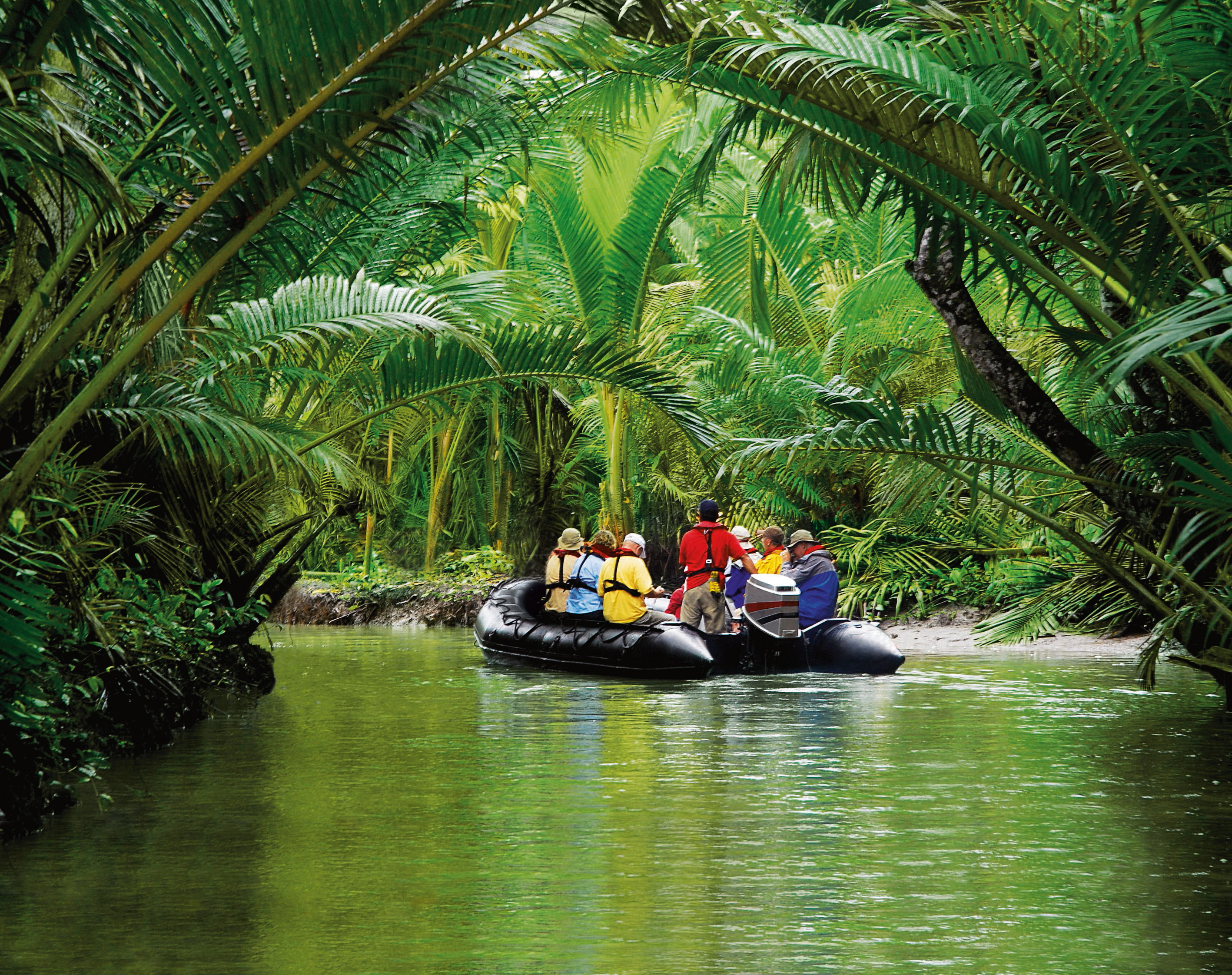 Hapag Lloyd Cruises - Hanseatic Expedition Ships - Nature Wildlife Excursions Expeditions Zodiacs _8_.jpg