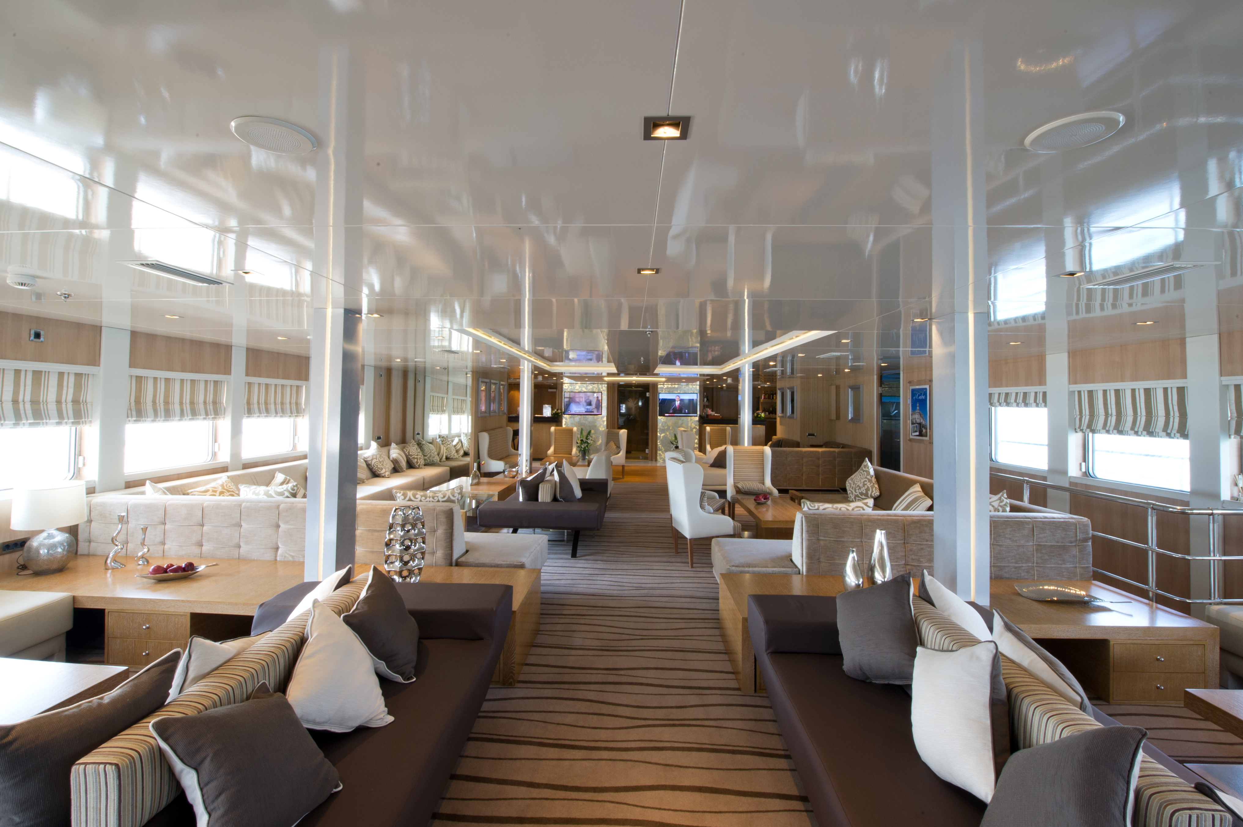 Variety Cruises Variety Voyager Lounge.jpg