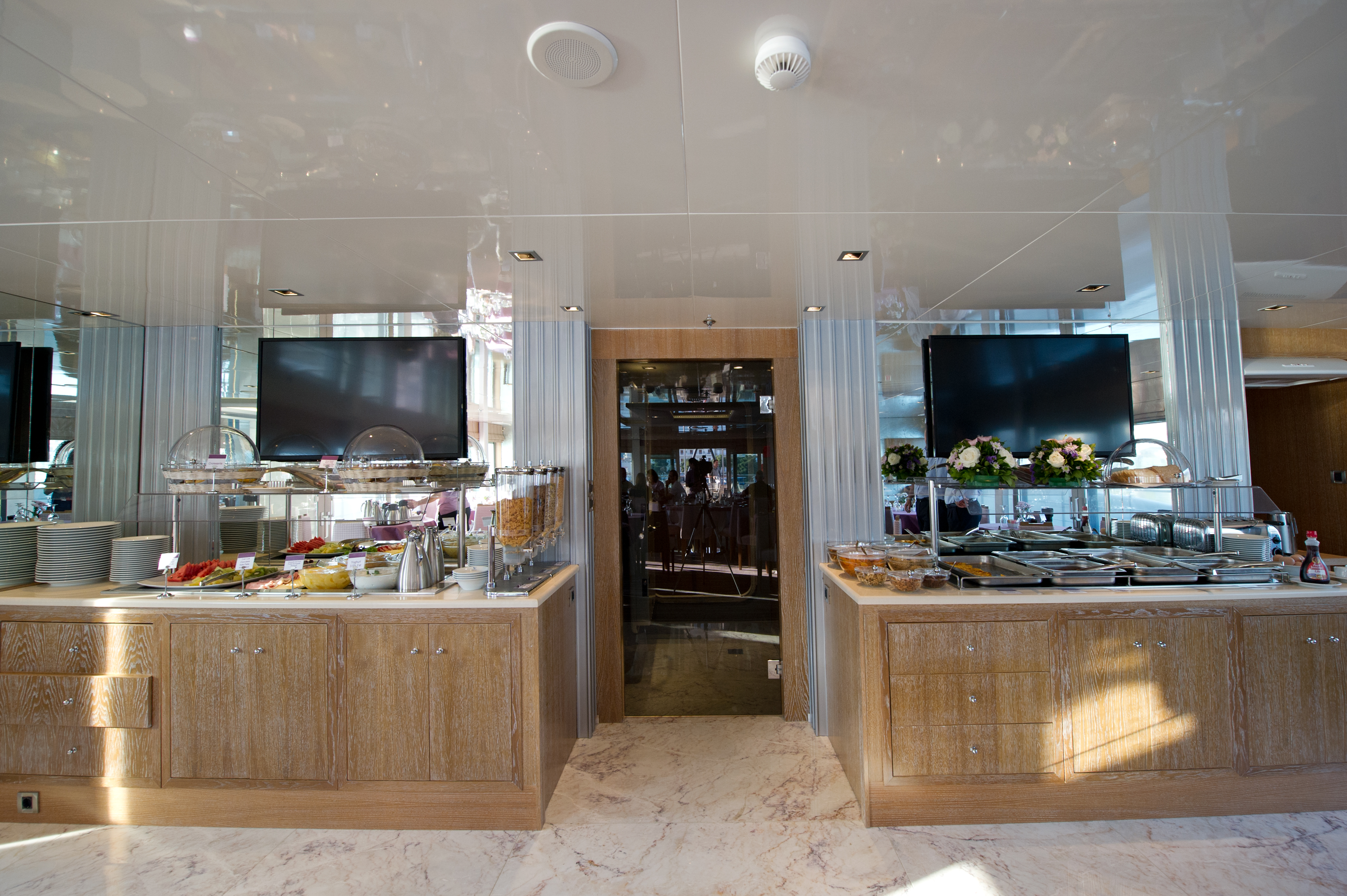 Variety Cruises Variety Voyager Buffet Area.jpg