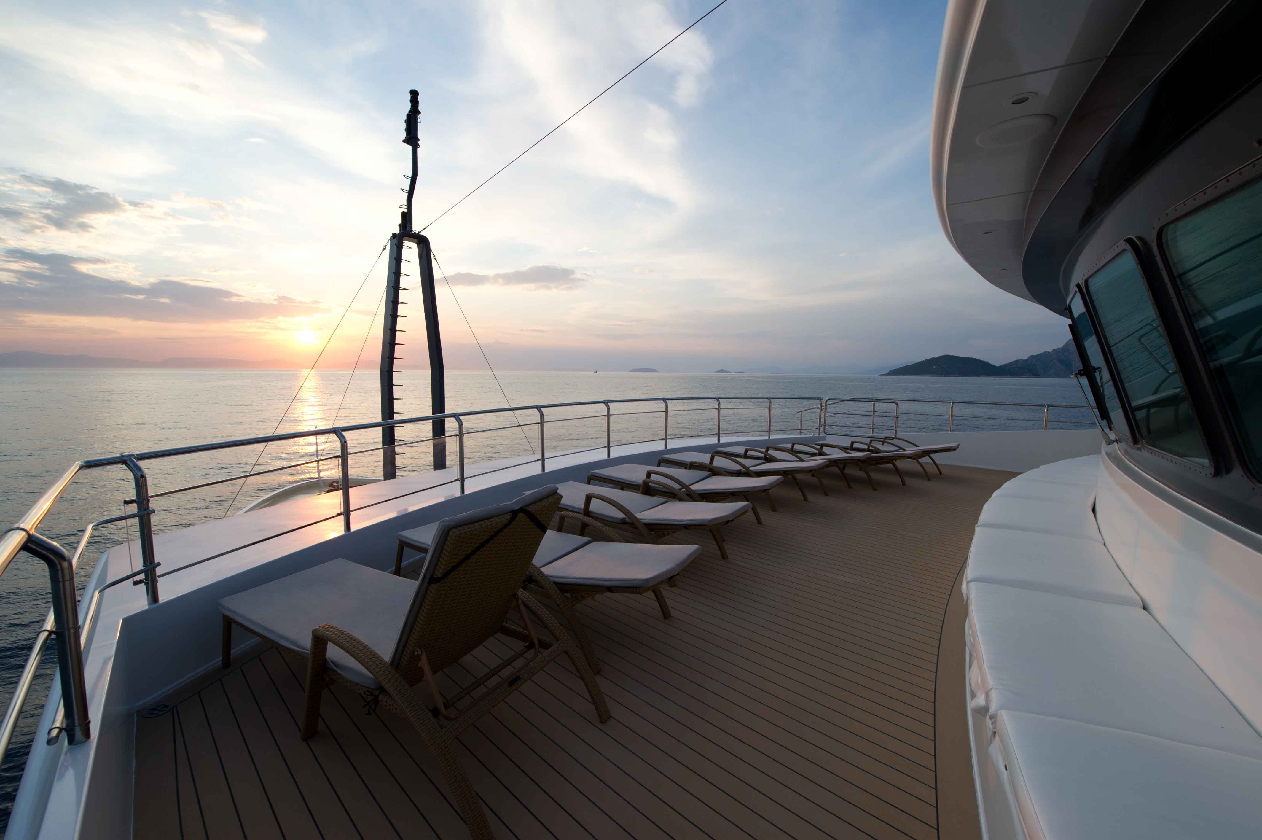 Variety Cruises Variety Voyager Sun Deck.jpg