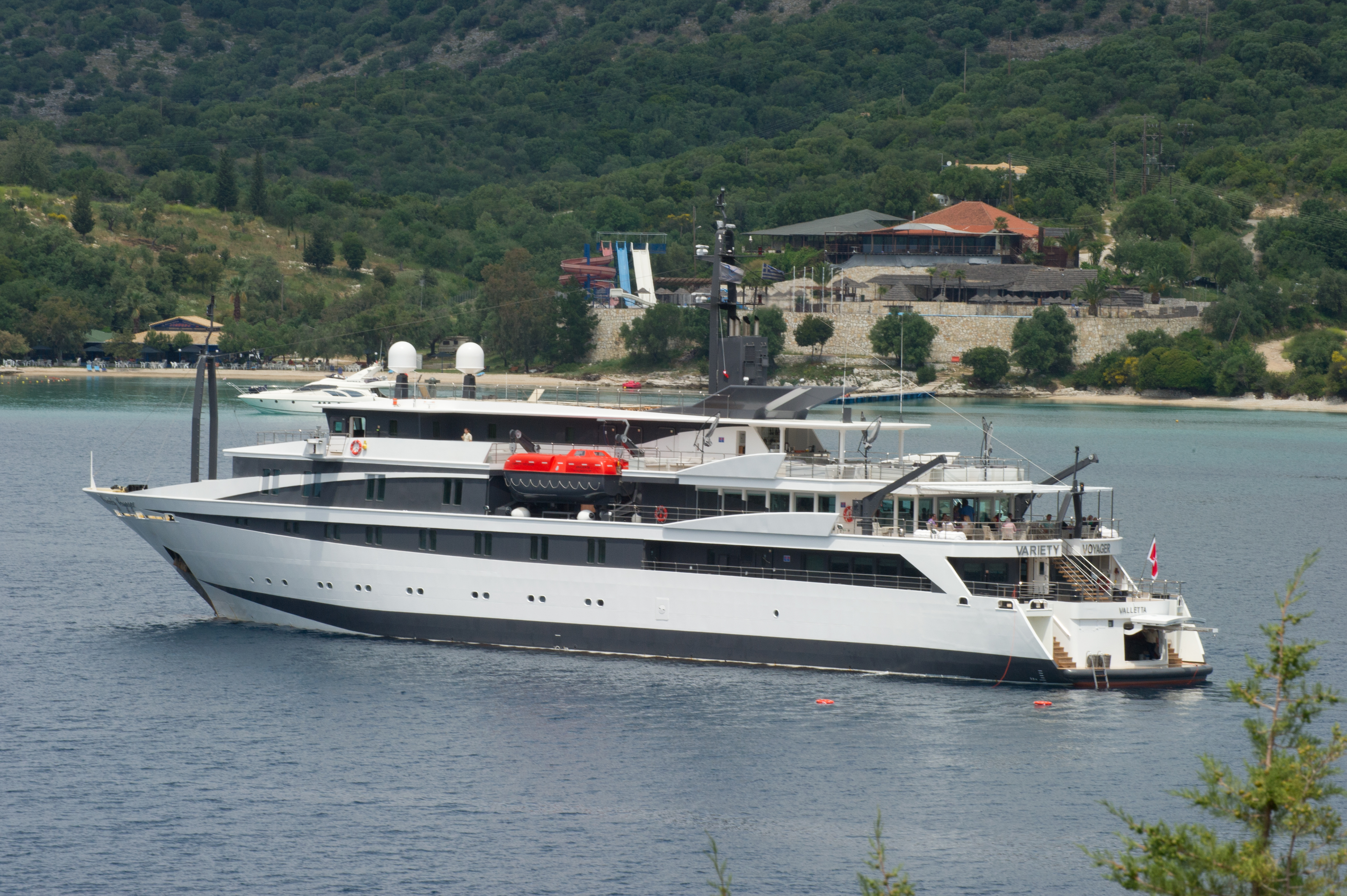 Variety Cruises Variety Voyager Swimstop.jpg