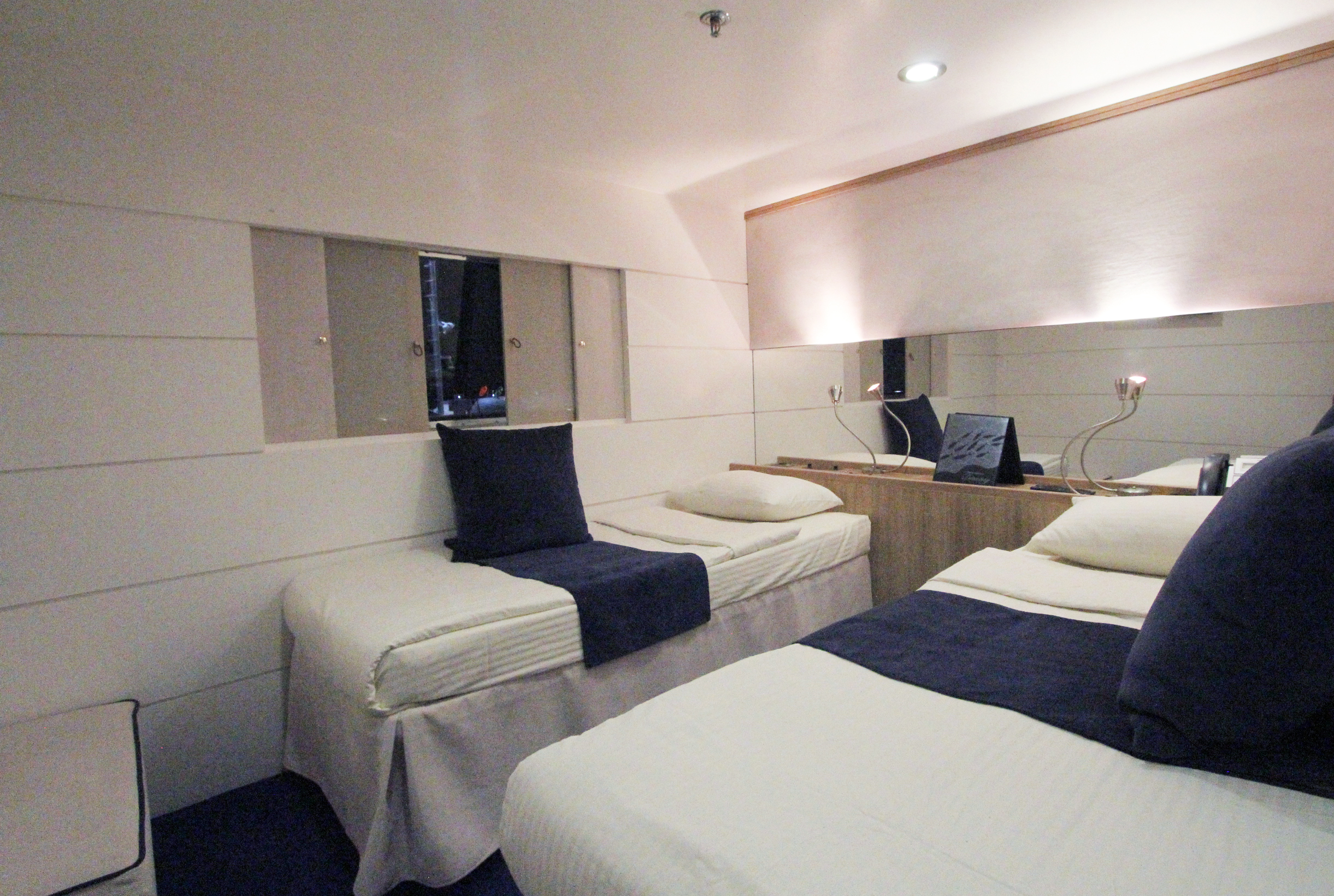 Variety Cruises Harmony G Cat P Cabin 1.jpg