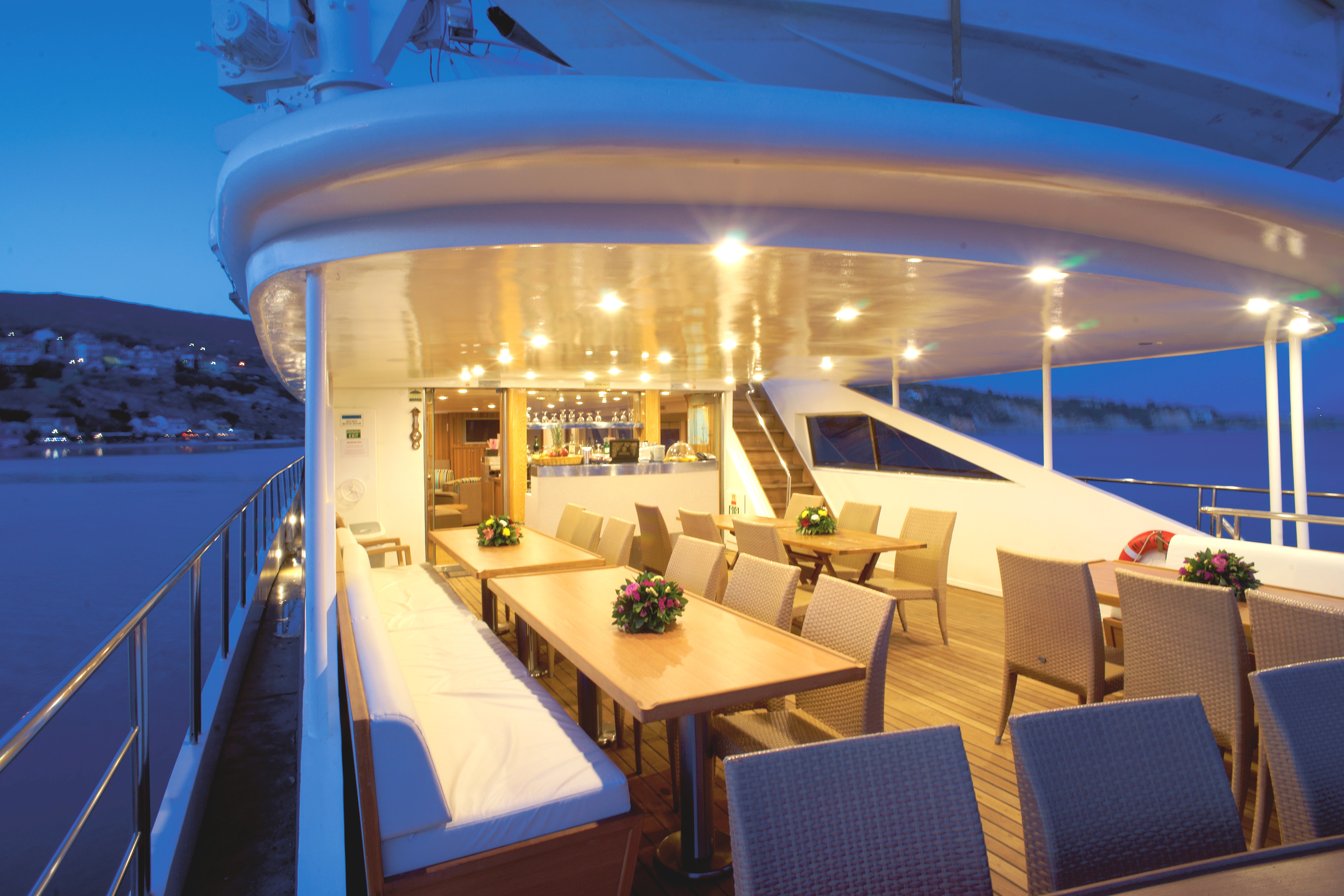 Variety Cruises Harmony G Outdoor Lounge.jpg