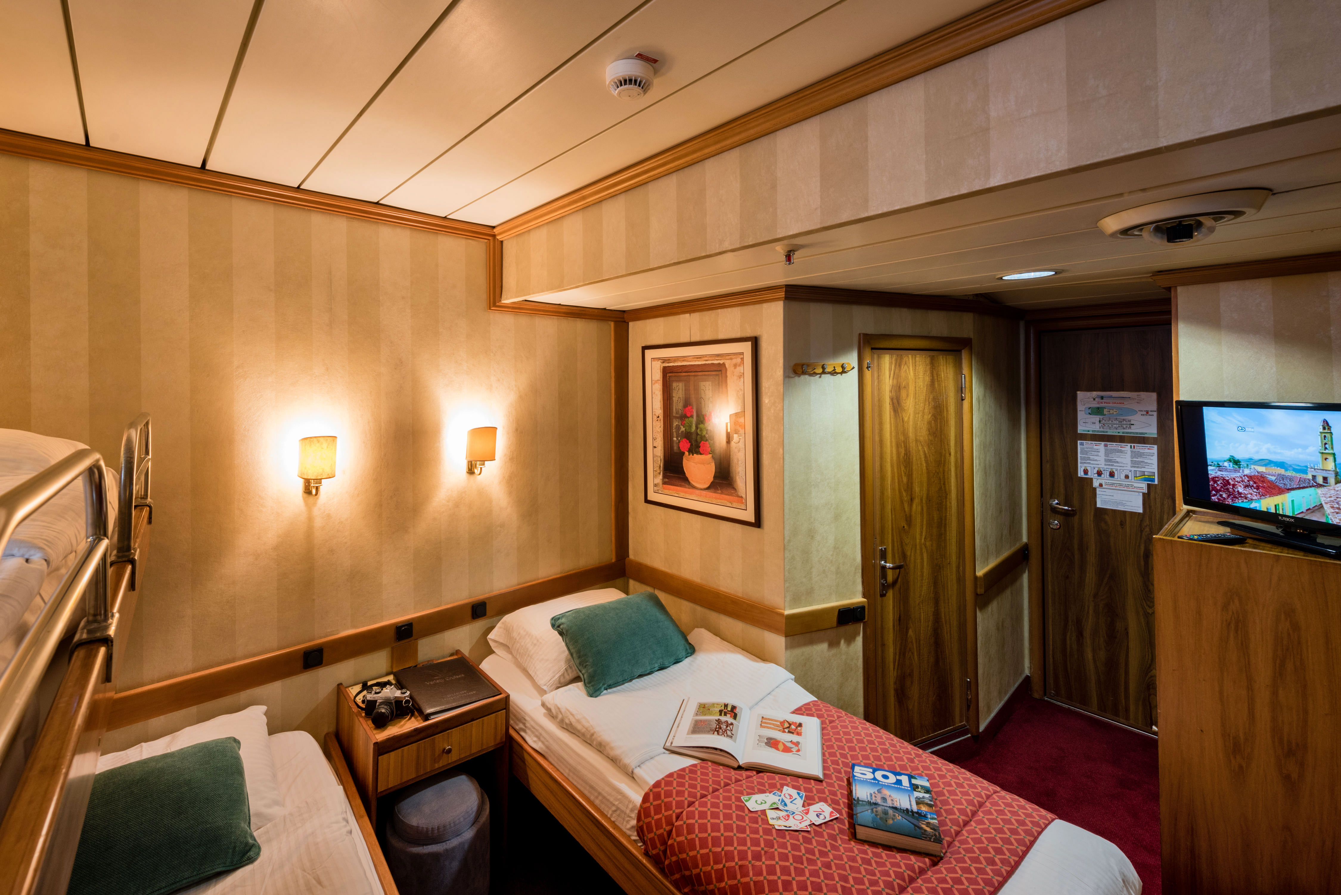 Variety Cruises Panorama Cat B - Triple _4_.jpg