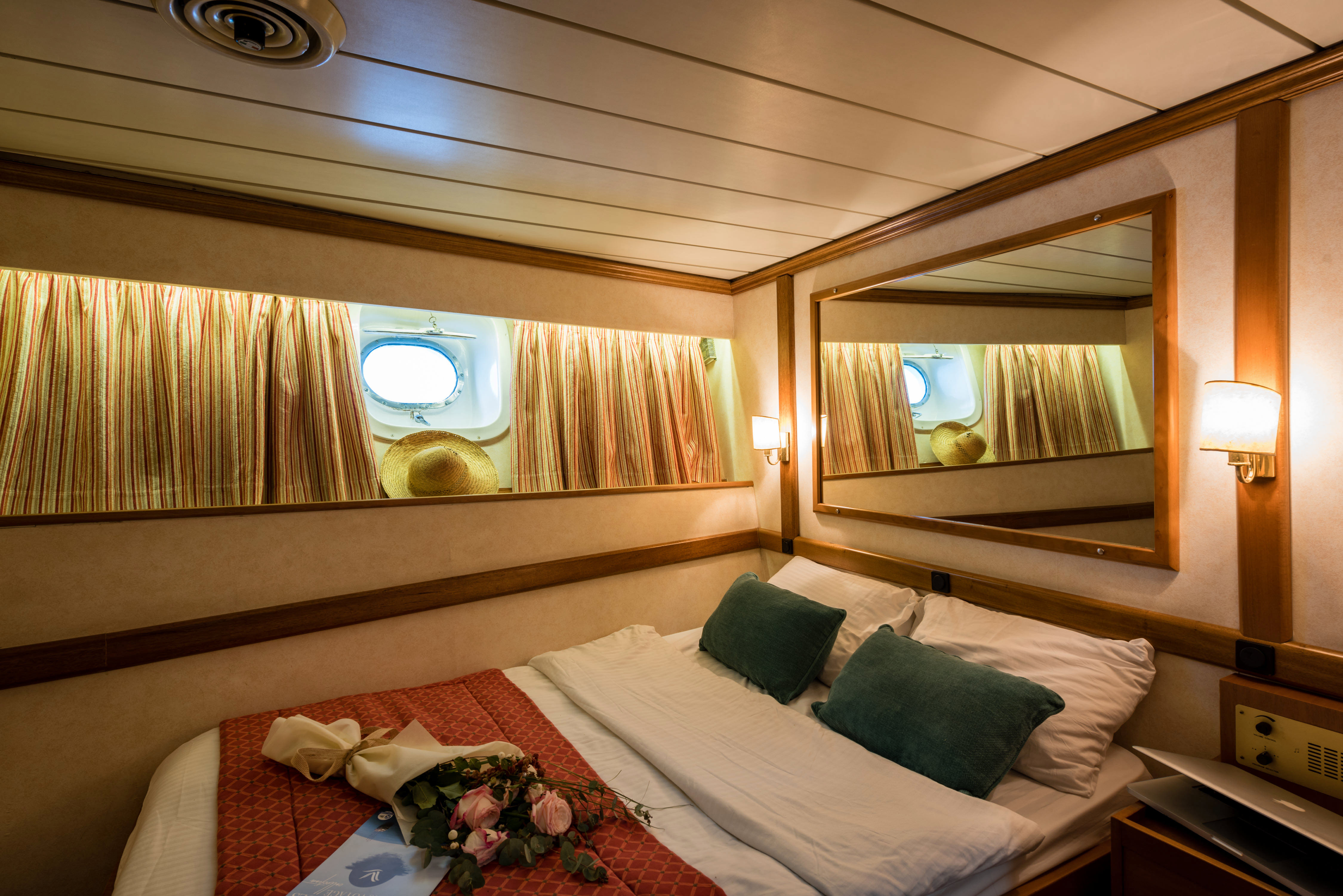 Variety Cruises Panorama Cat C - Double _2_.jpg