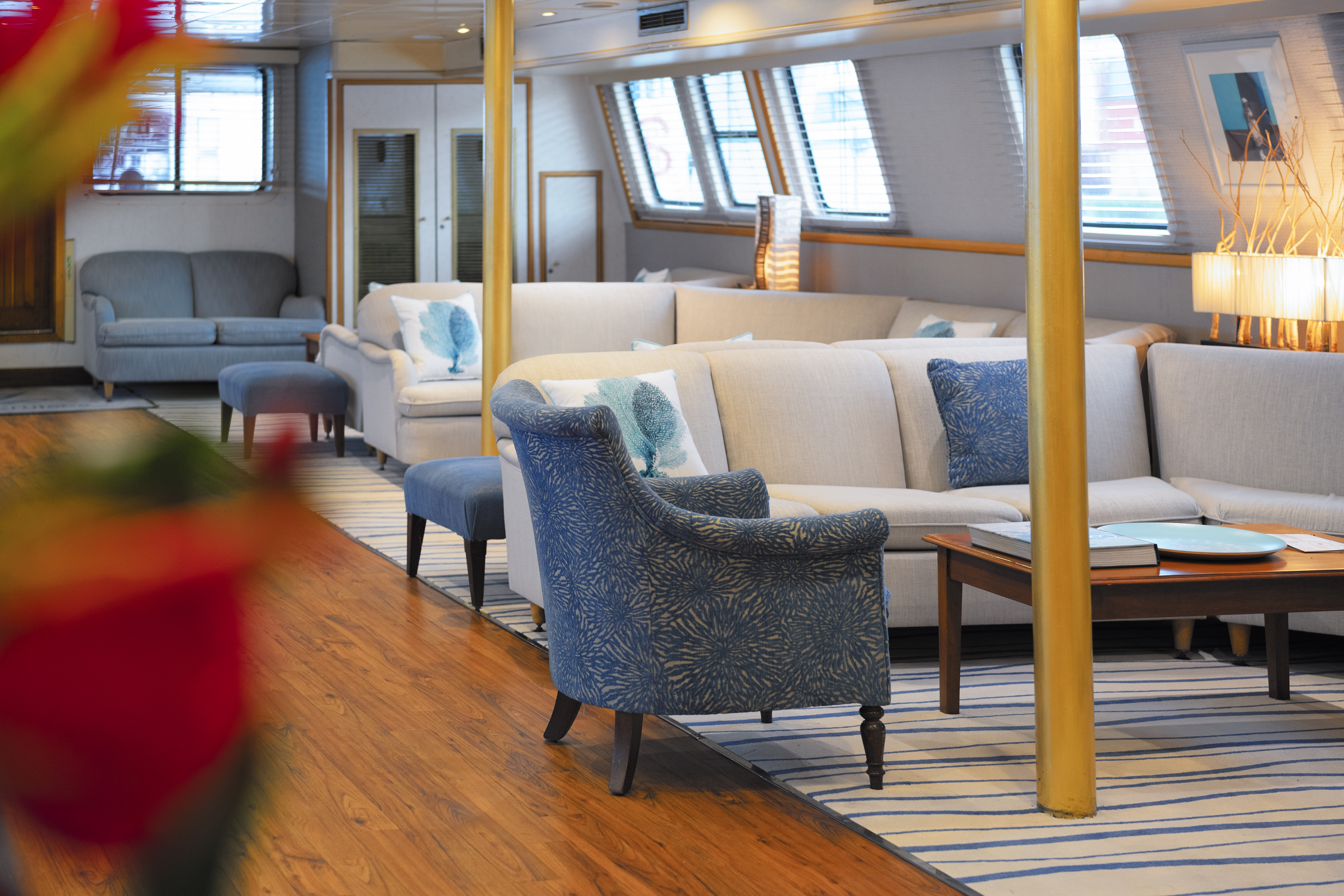 Variety Cruises Pegasos Indoor Lounge 9.jpg