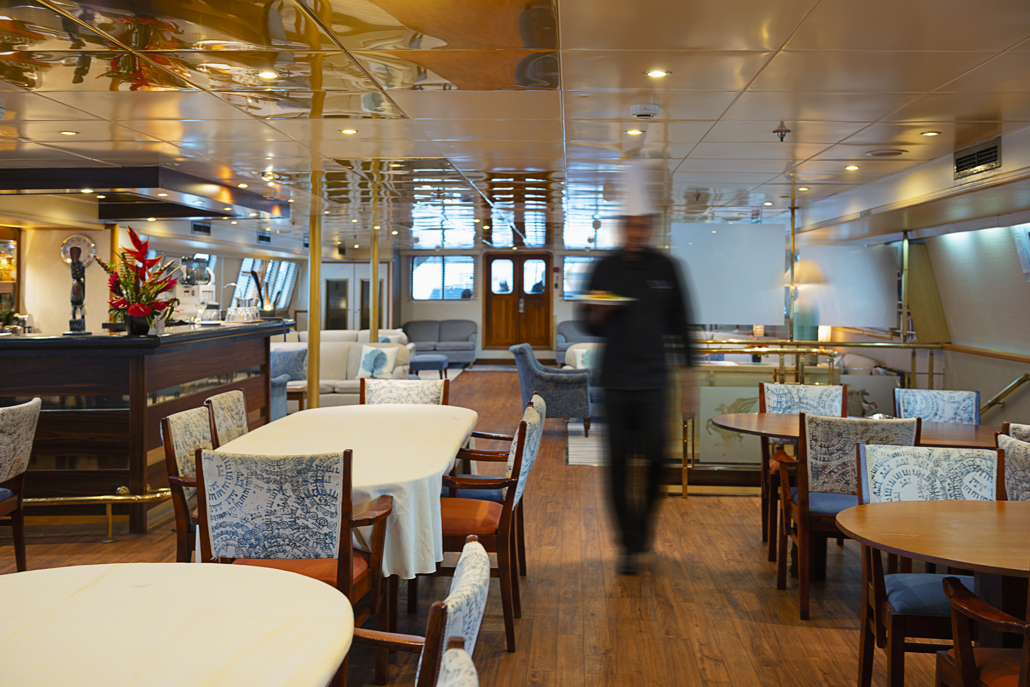 Variety Cruises Pegasos Interior Dining Area.jpg
