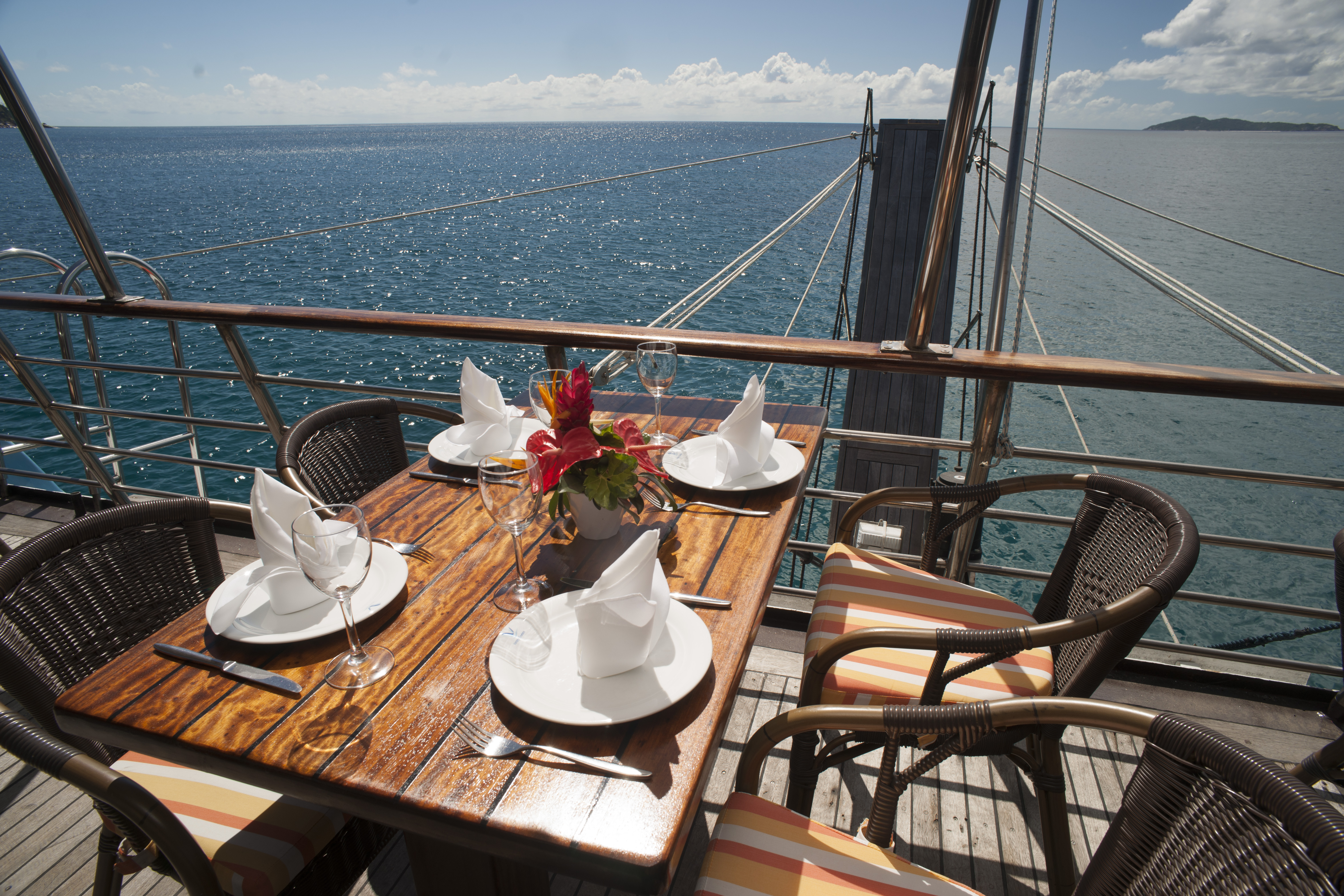 Variety Cruises Pegasos Outside Dining.jpg
