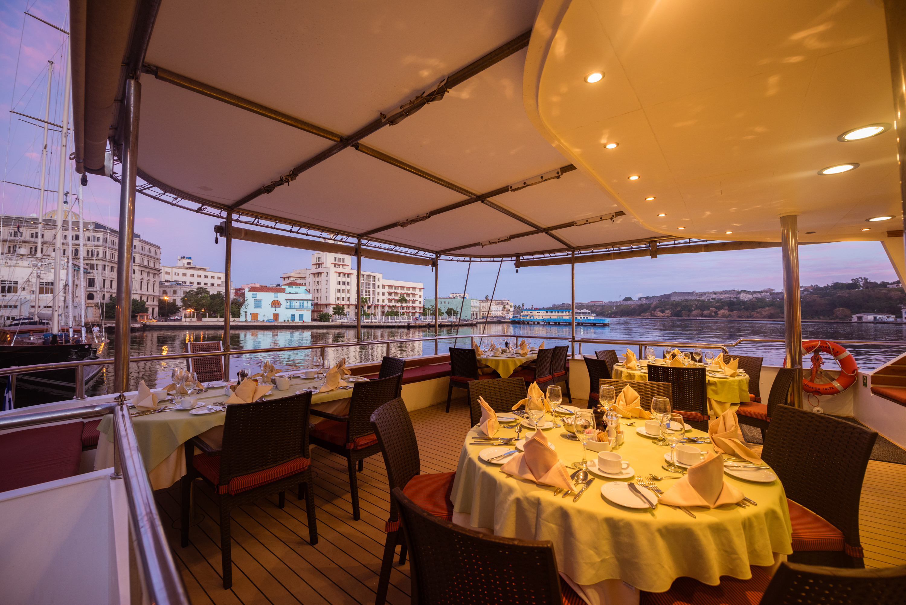 Variety Cruises Panorama II Outdoor Dining Area.jpg