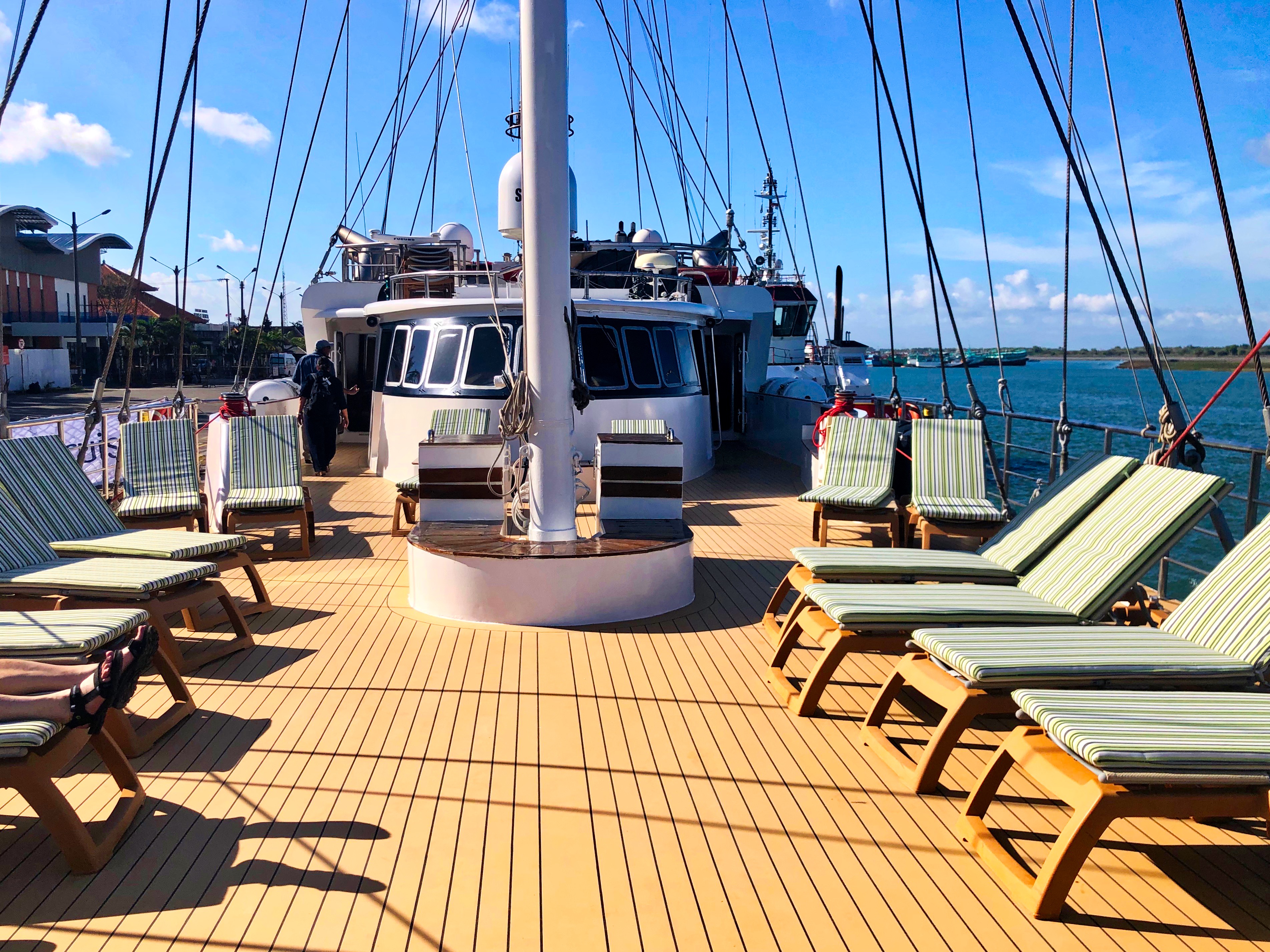 Variety Cruises Panorama II Sun Deck 6.jpeg