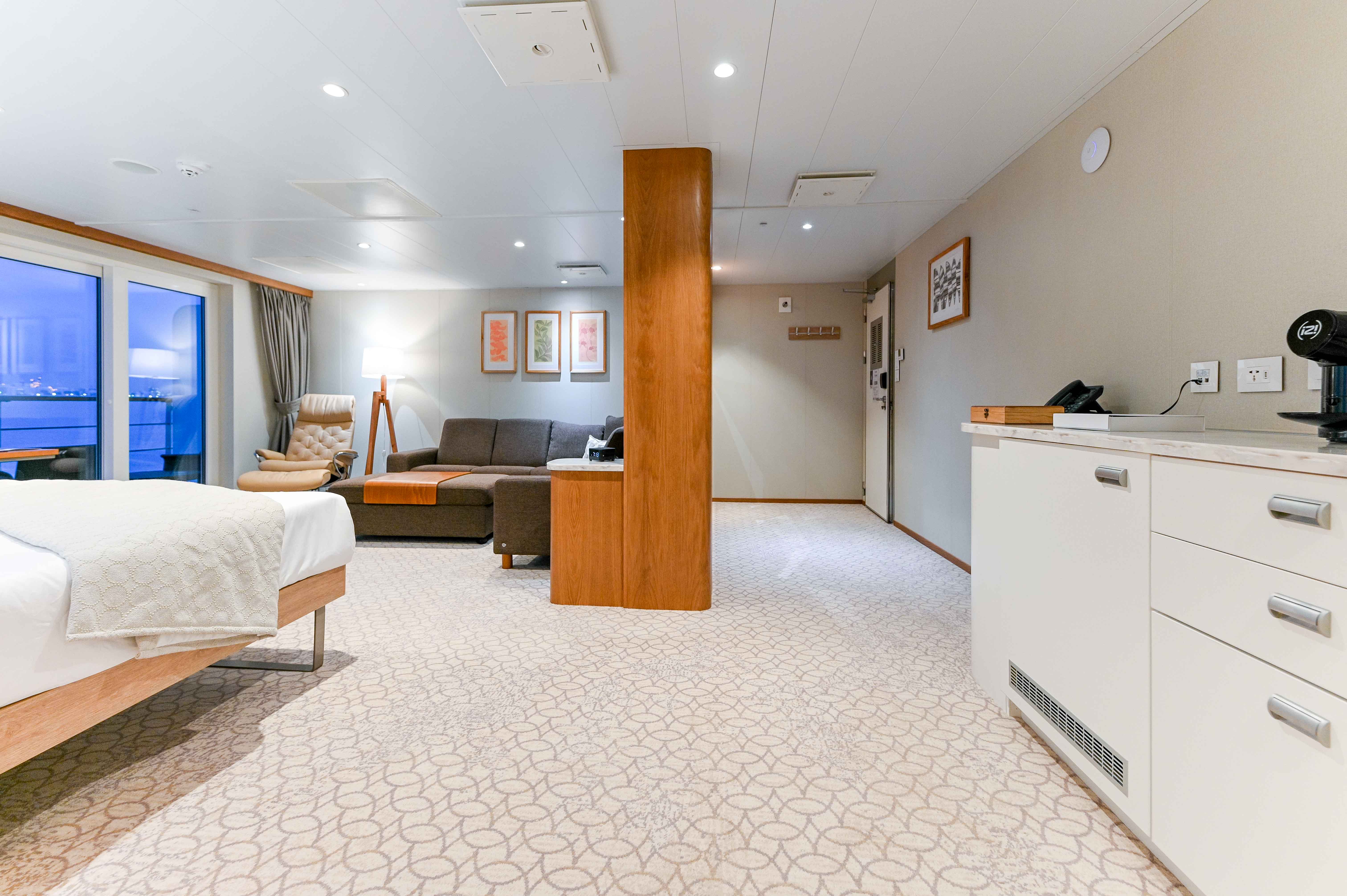 Coral Expeditions - Coral Adventurer - Accommodation- Bridge Deck Balcony Suite _9_.jpg