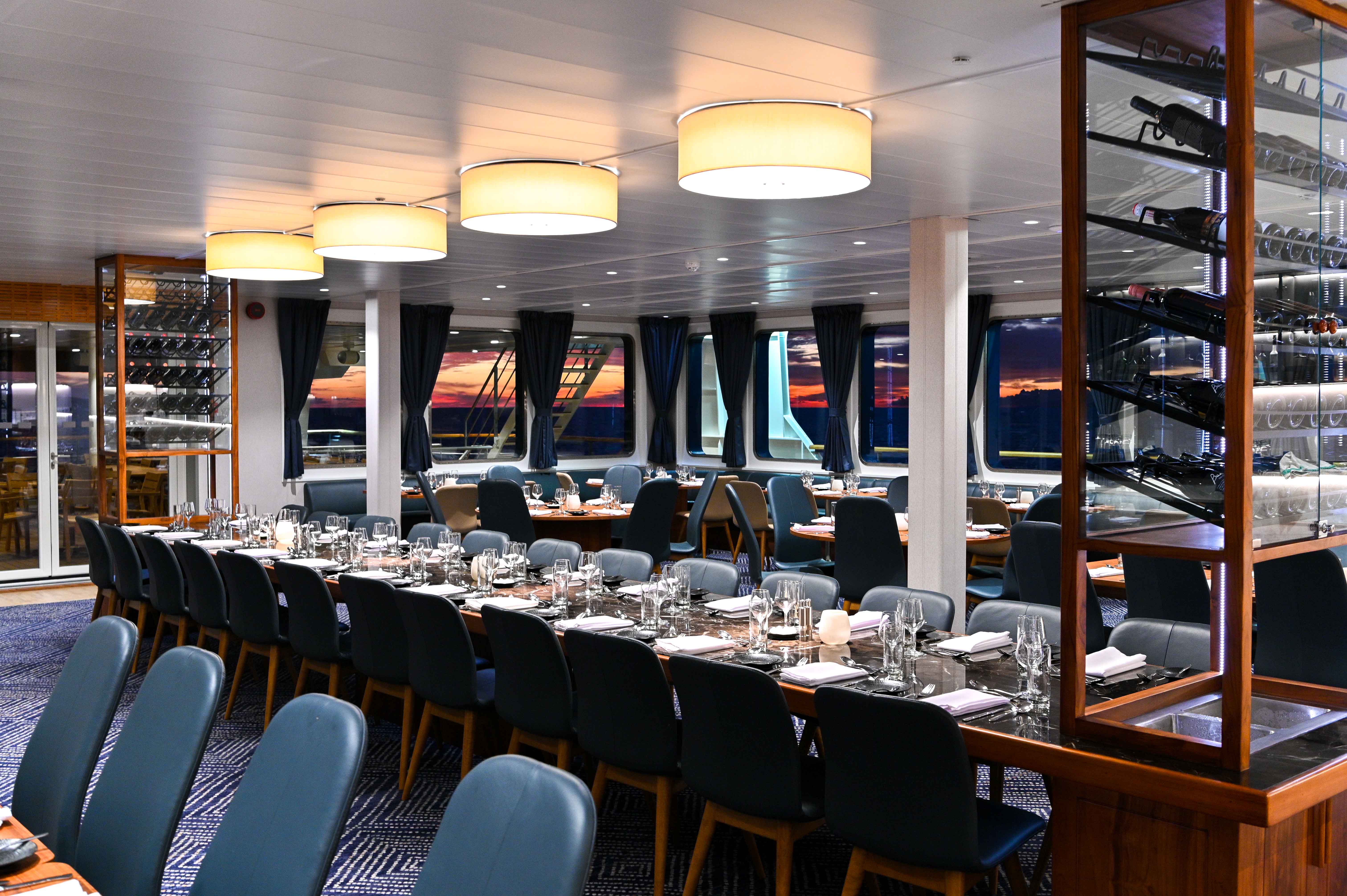 Coral Expeditions - Coral Adventurer - Dining 5.jpg