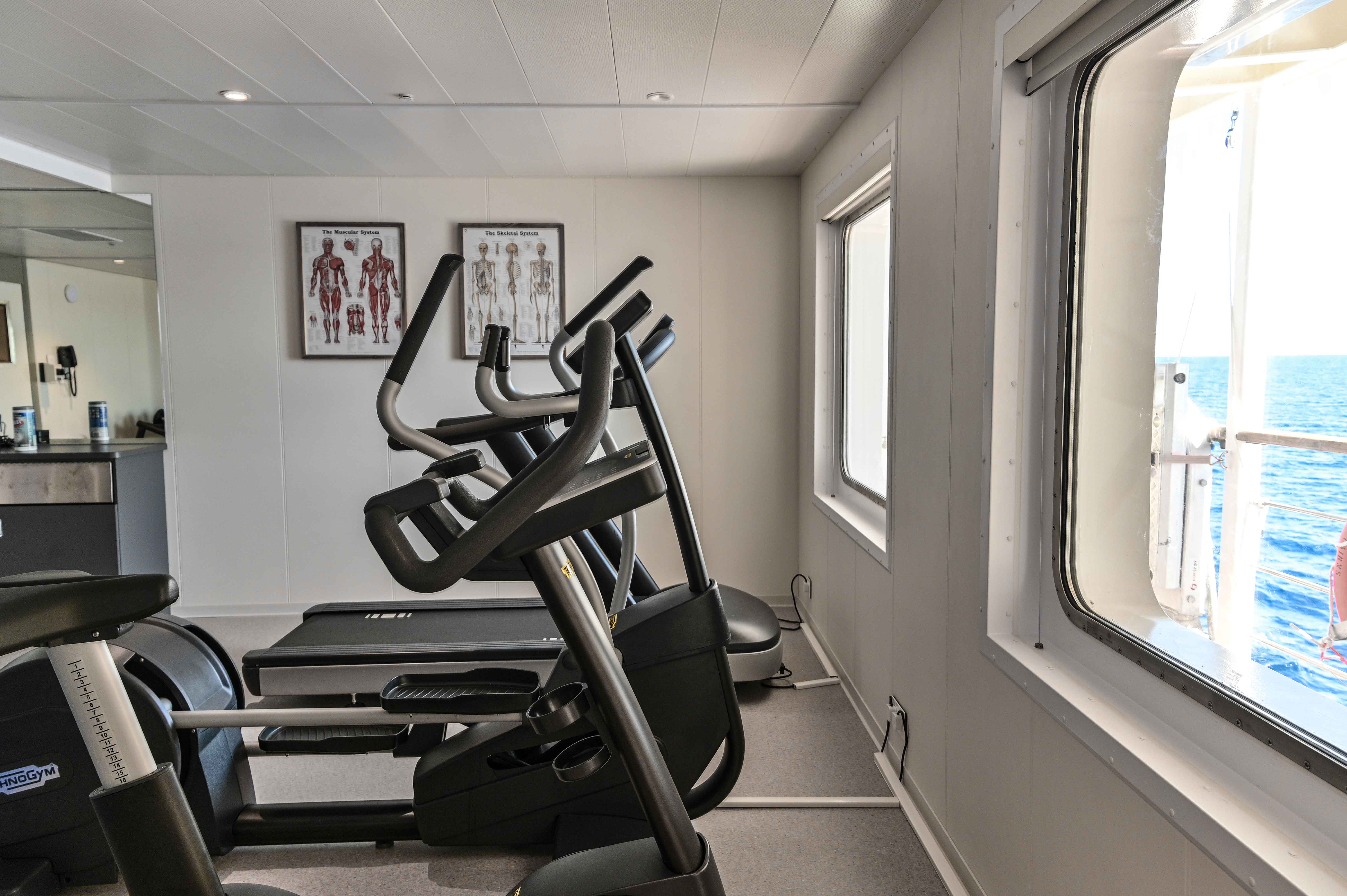 Coral Expeditions - Coral Adventurer - Gym 2.jpg