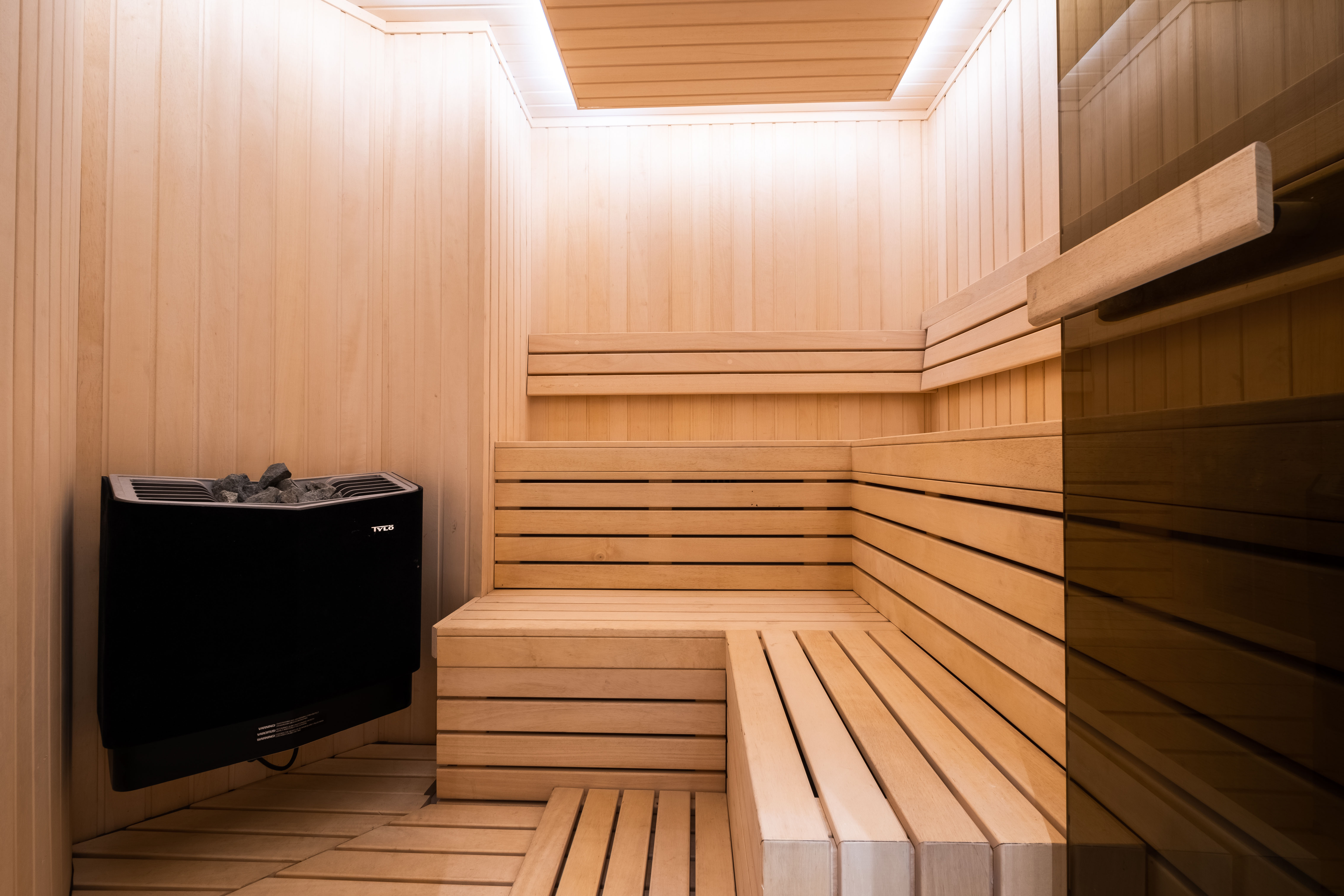 Tradewind Voyages - Golden Horizon - Spa Sauna _1_.jpg
