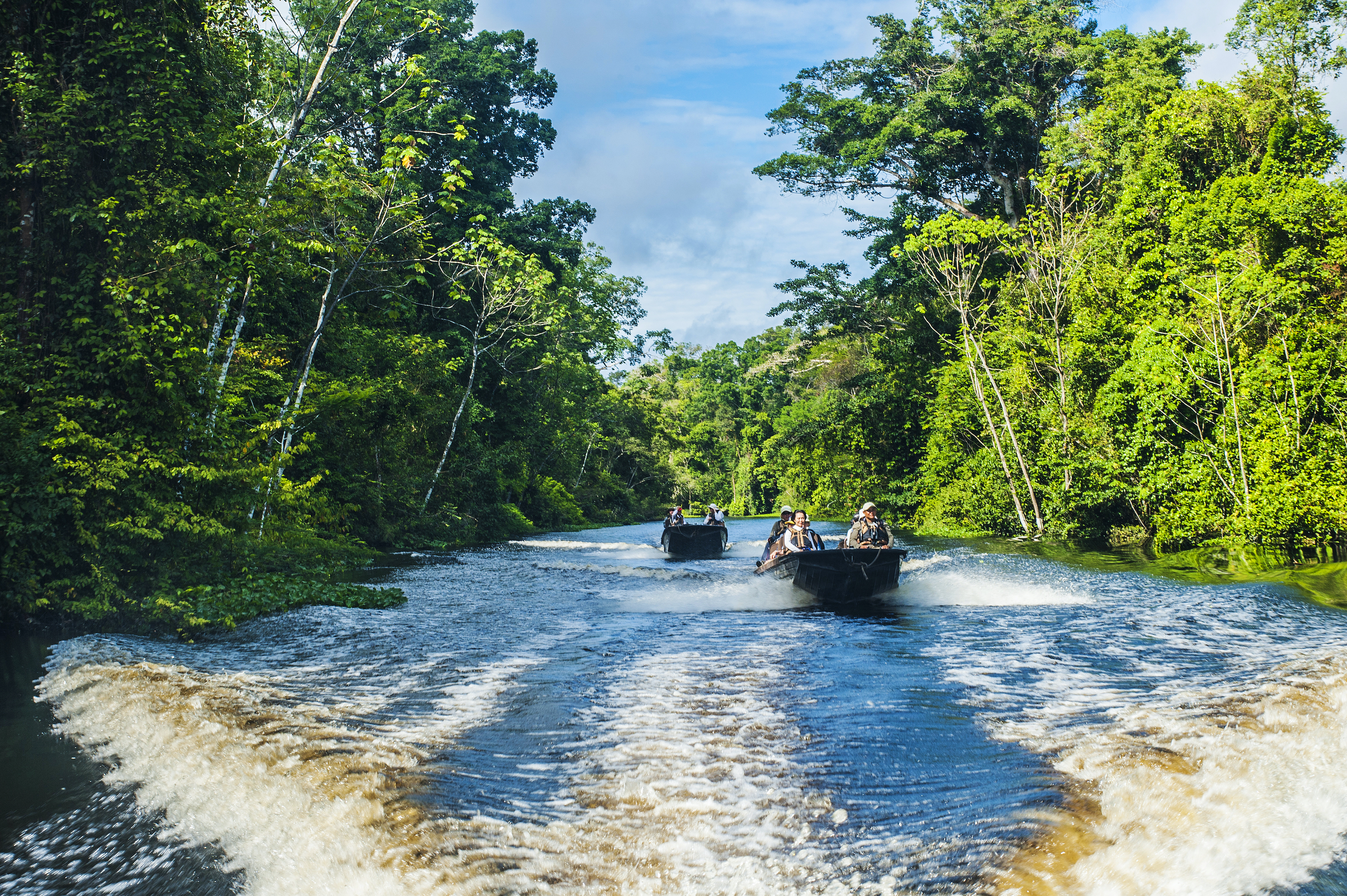 Aqua Expeditions Amazon-Skiff Excursions - 04.jpg