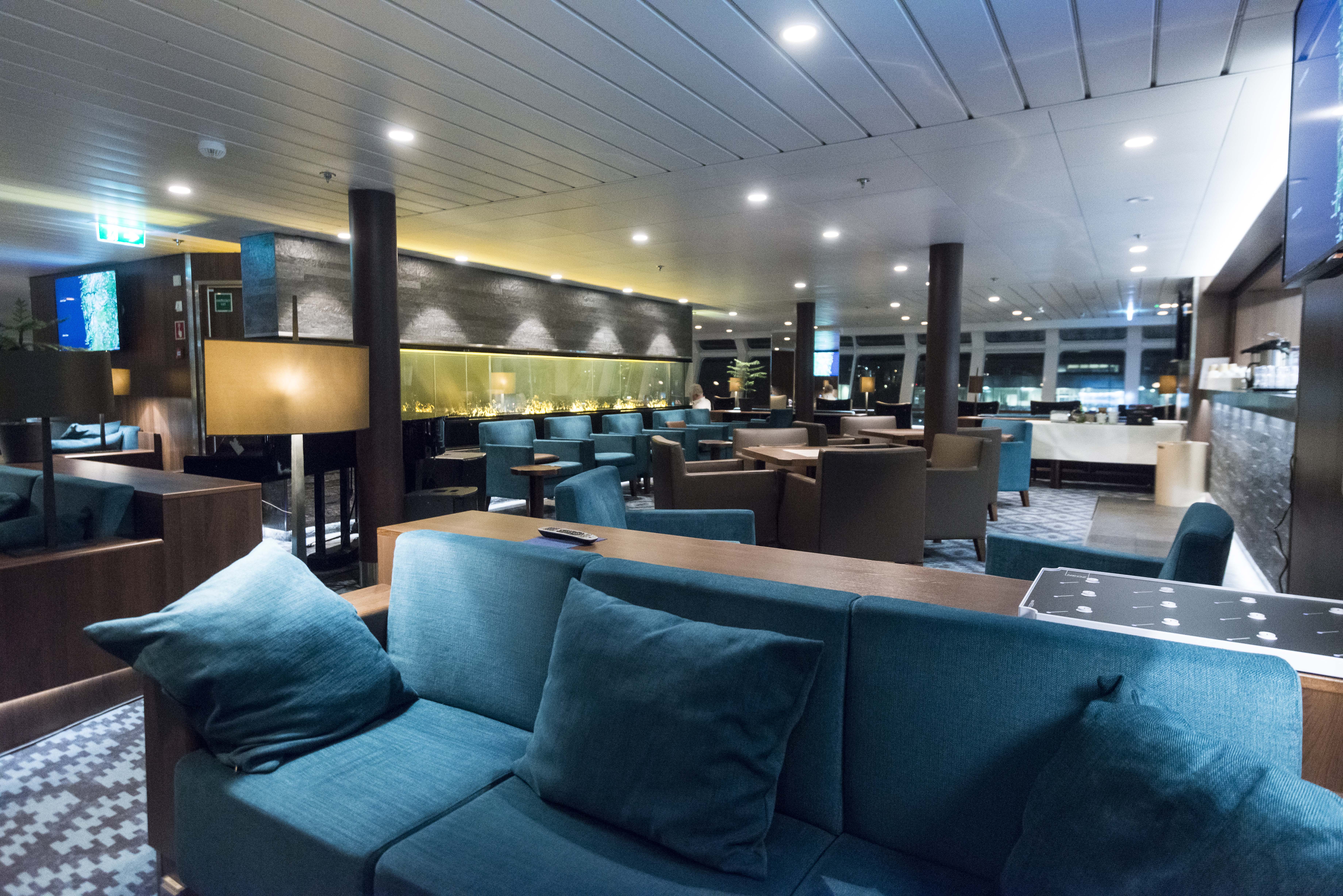 Hurtigruten - MS Nordnorge - Explorer Lounge 1.jpg