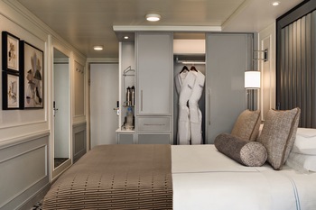 Deluxe Ocean View Staterooms