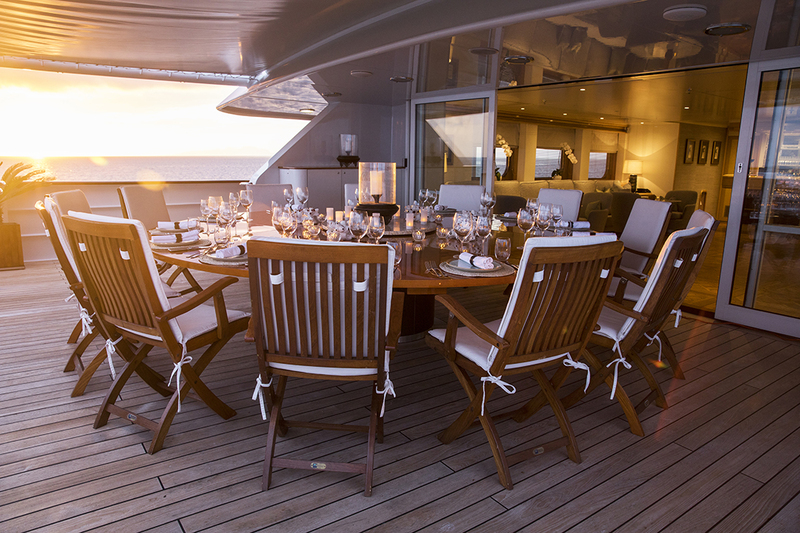 Outdoor Café