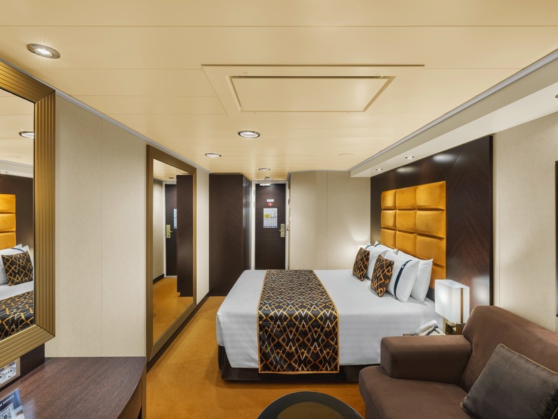 Deluxe Balcony With Partial View