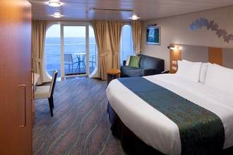 Royal Caribbean International Oasis of the seas accommodation Acc balcony.jpg