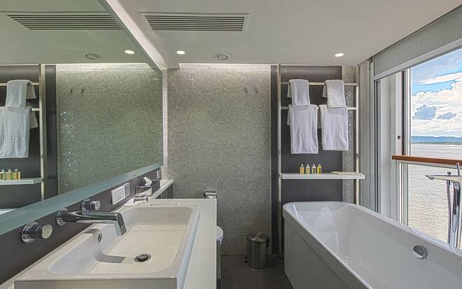 Royal Panorama Suite
