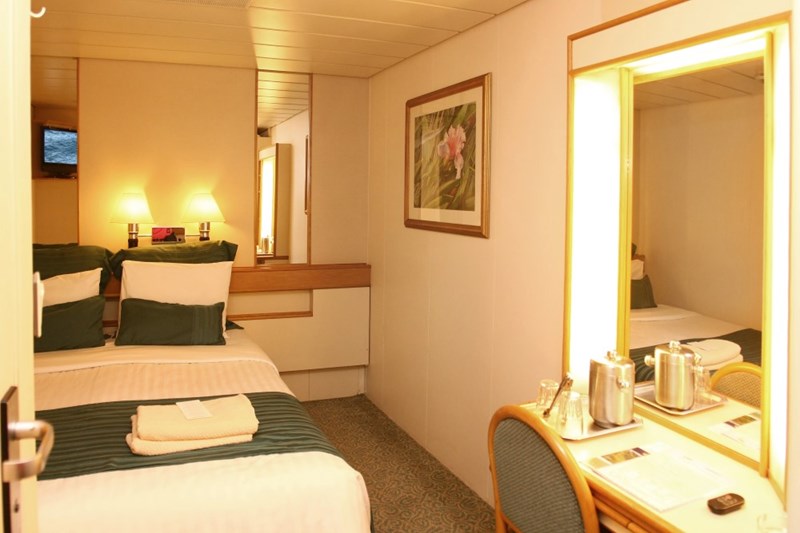 Sovereign World Of Cruising