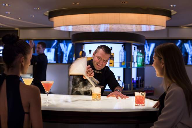 World Class Bar 