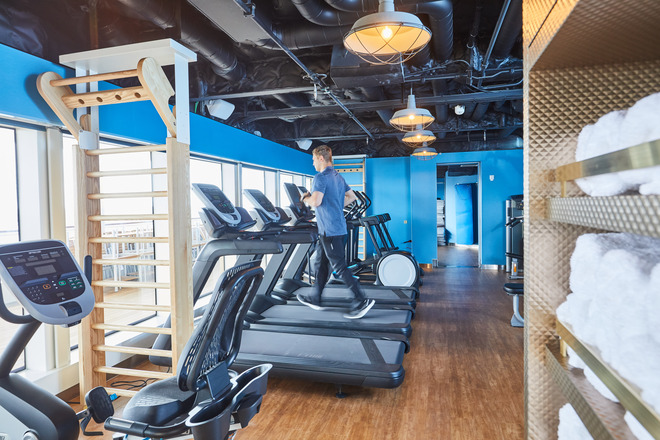 Fitness on 100 m²/1,076 ft²