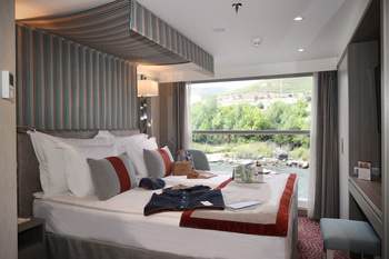 2-bed outside cabin, C 