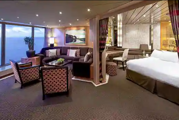 Holland America Volendam Pinnacle Suite.png