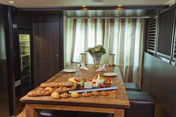 The Wine Room