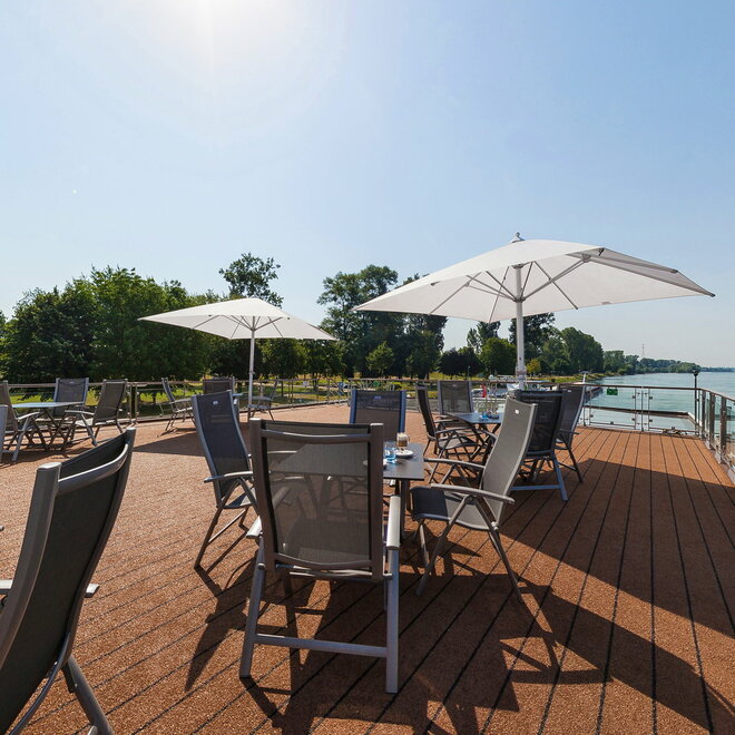 Sun Deck